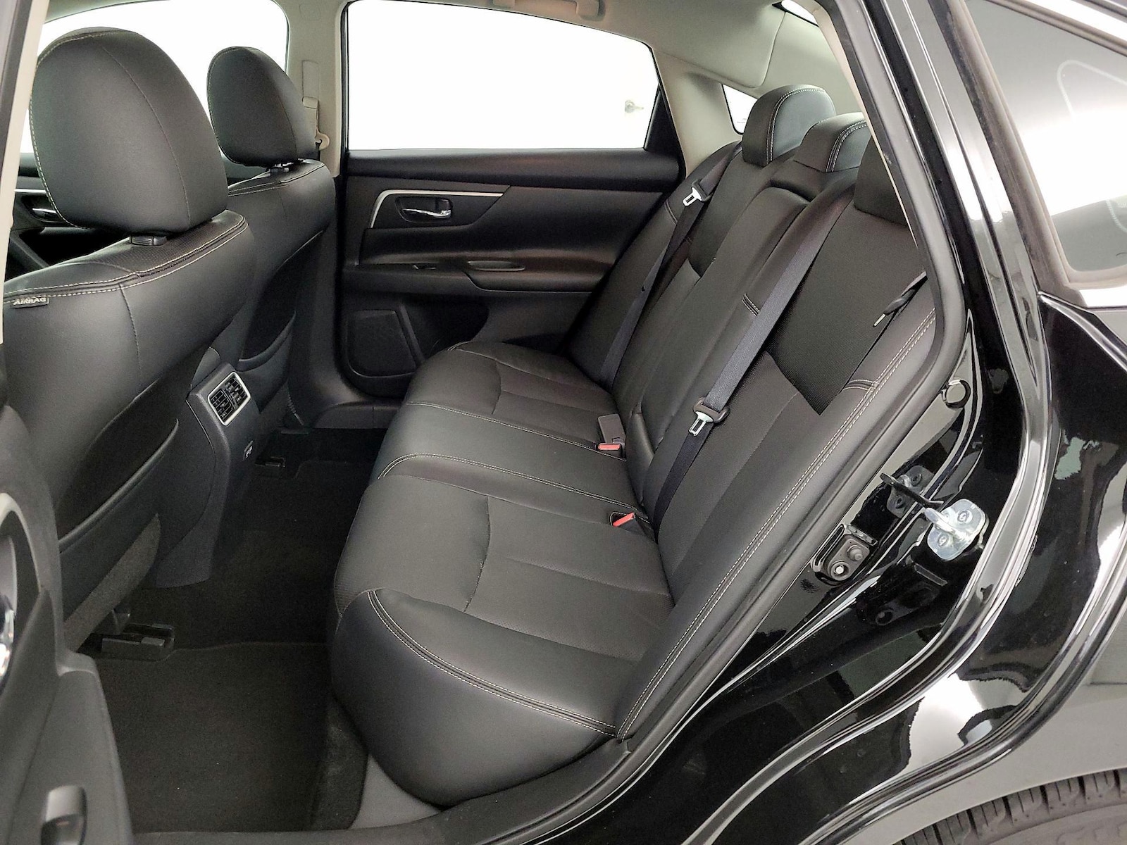 2017 Nissan Altima SL - Photo 22