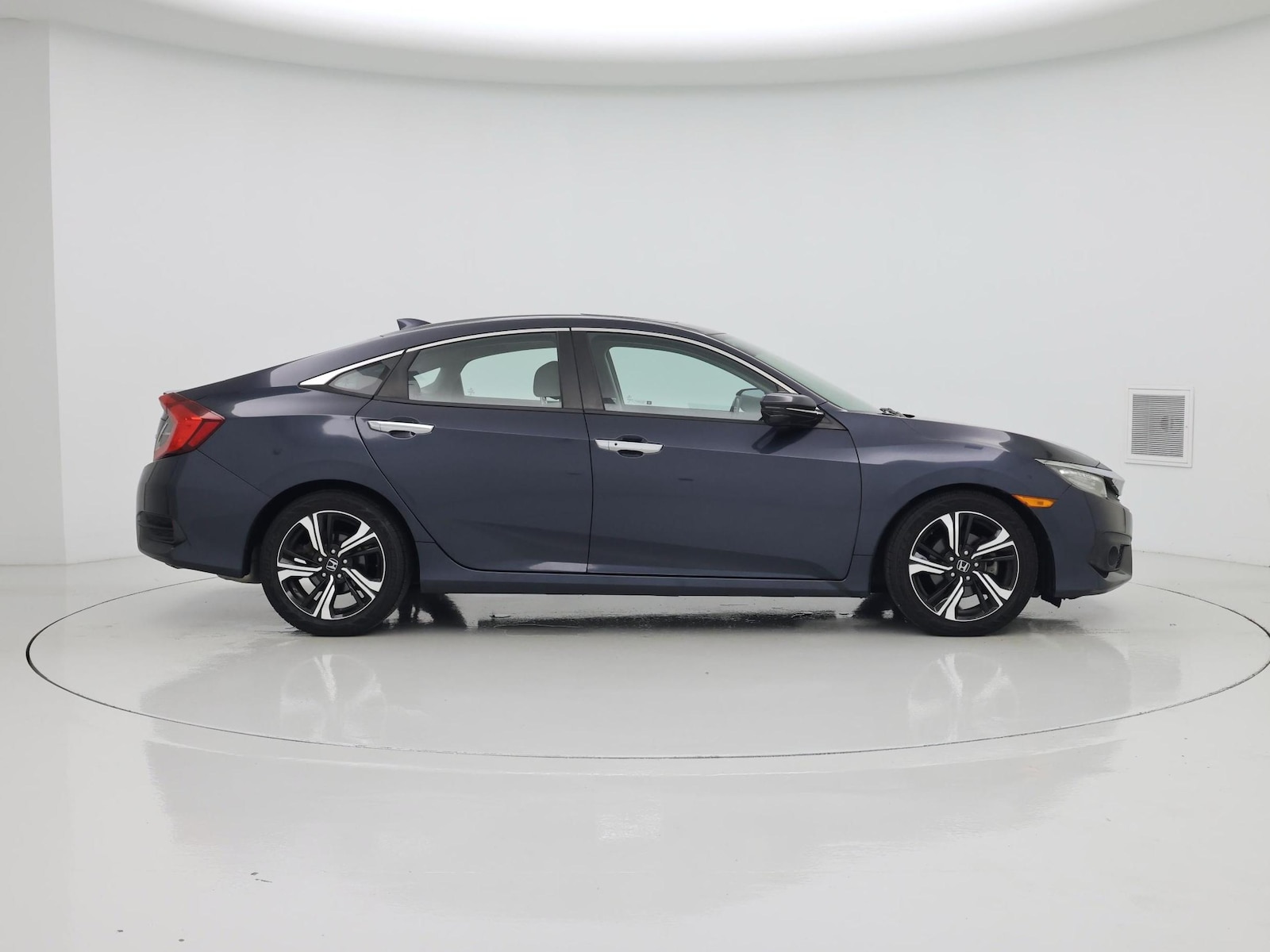 2018 Honda Civic Touring - Photo 8