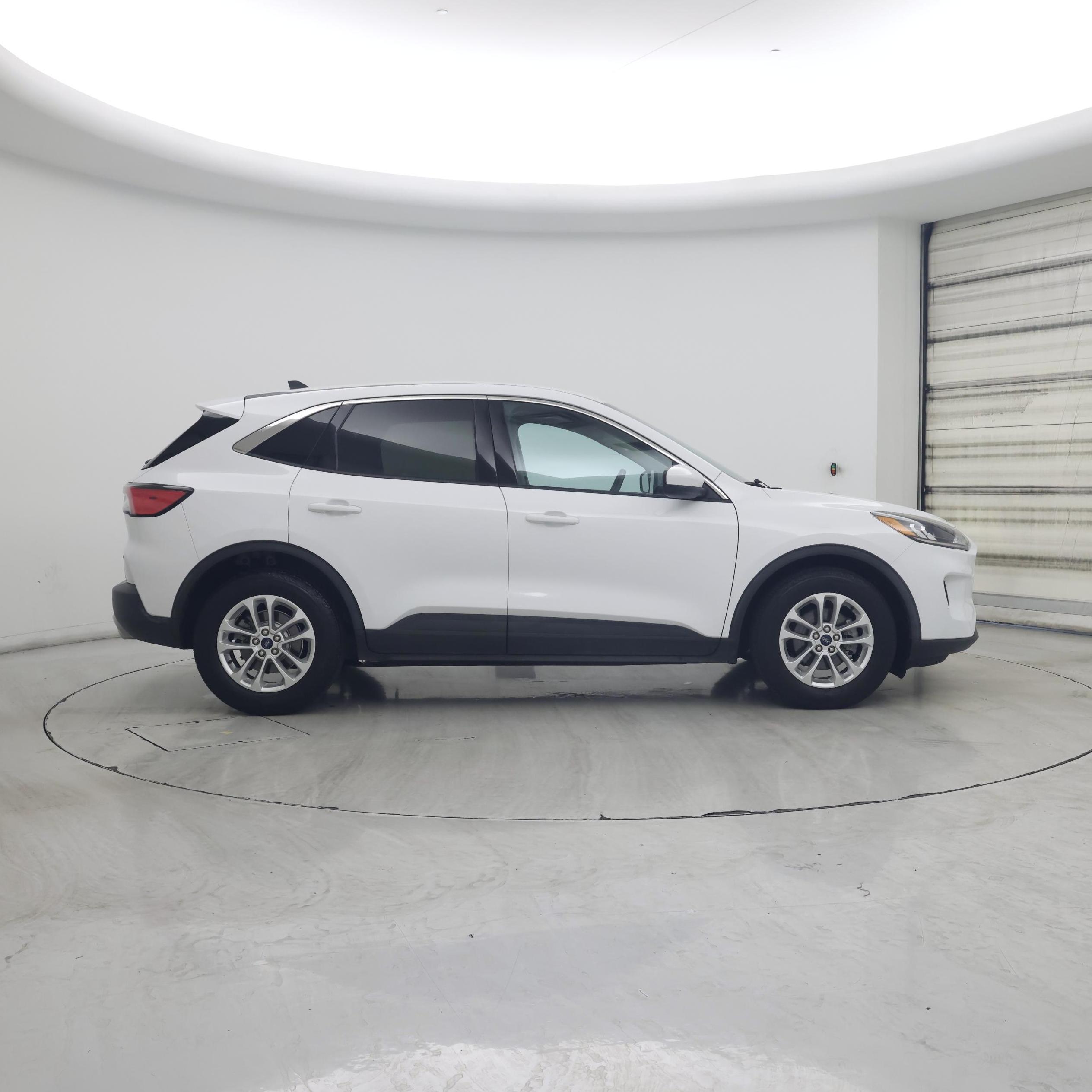 Thumbnail: 2020 Ford Escape - 7