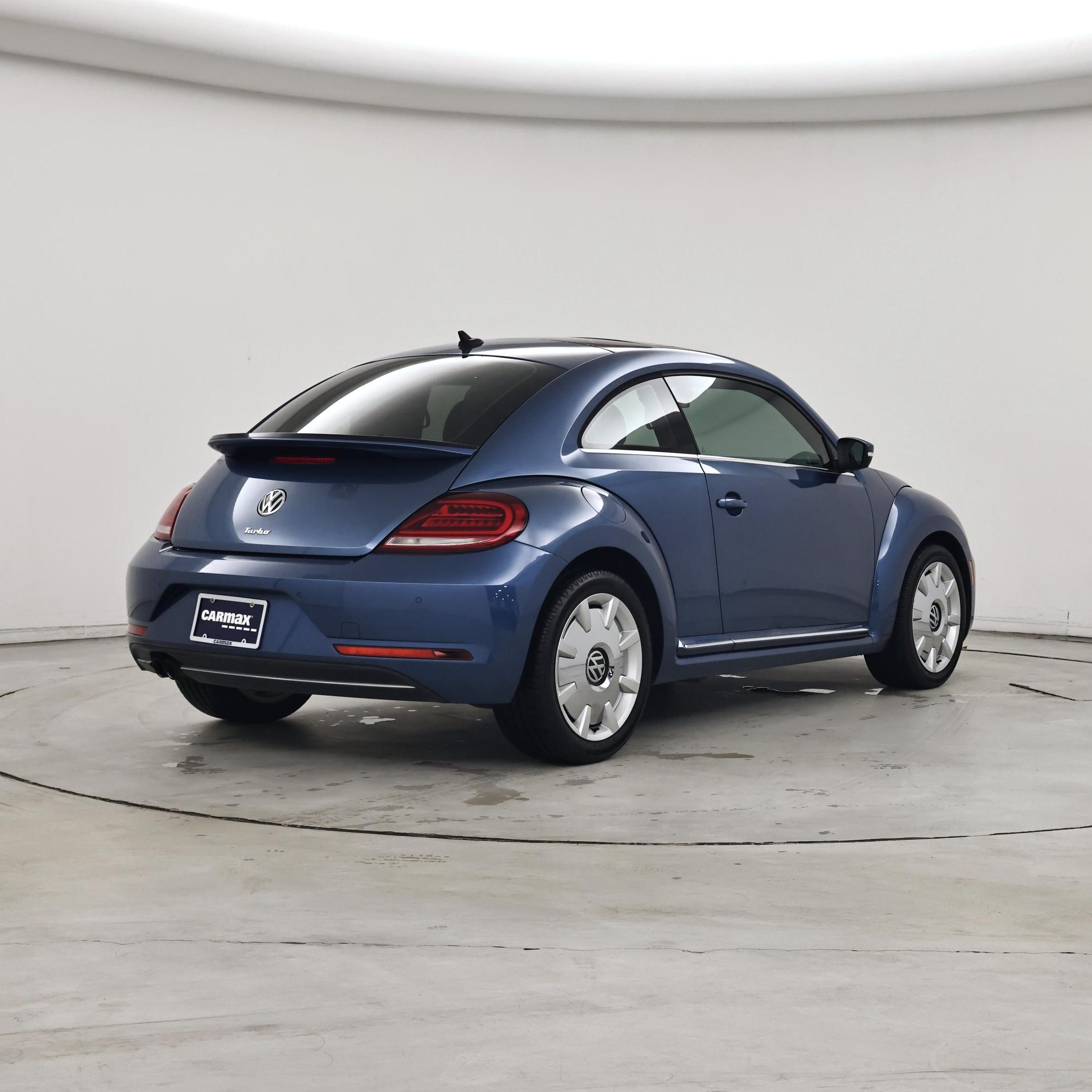 Thumbnail: 2019 Volkswagen Beetle - 8