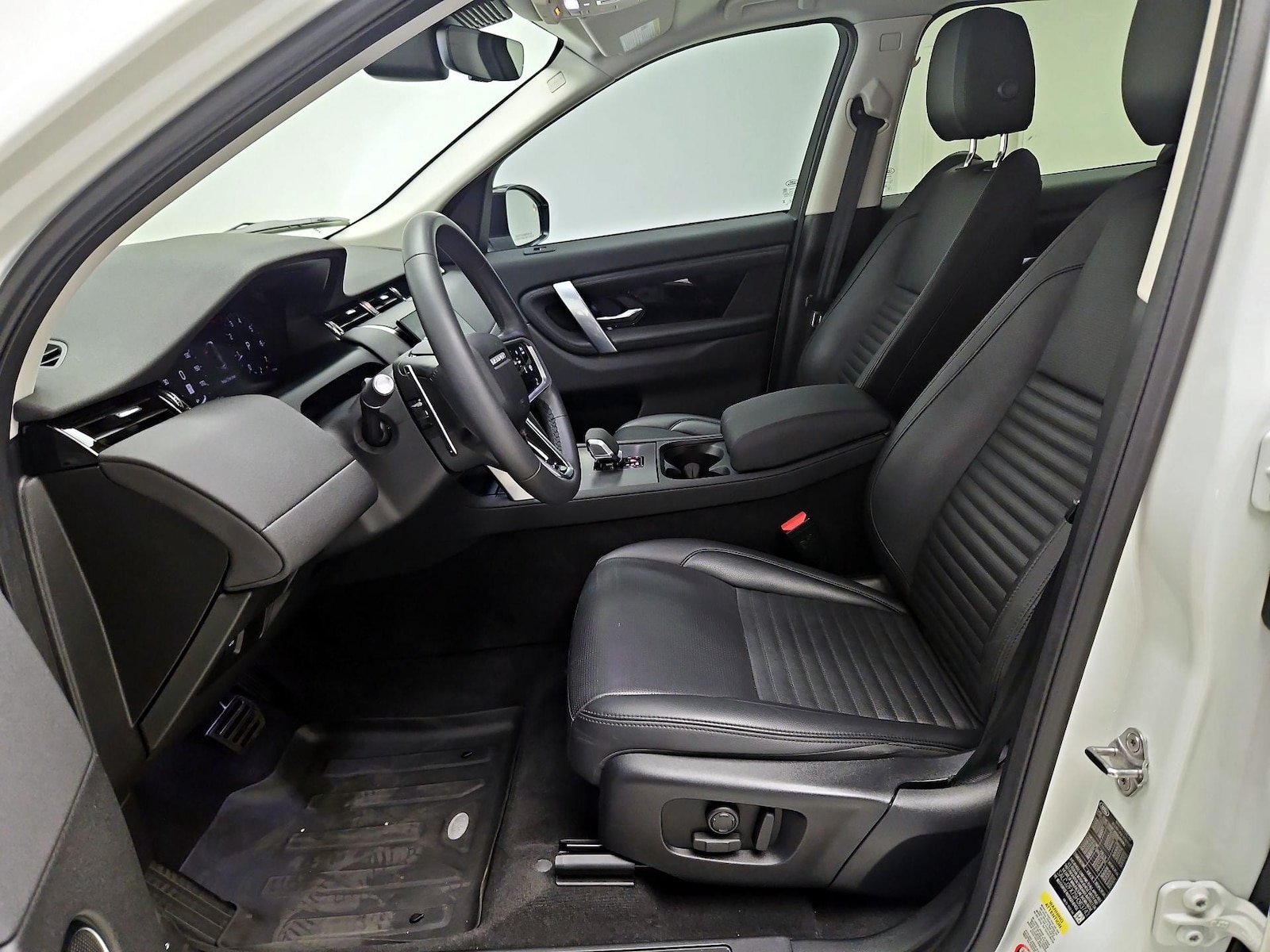 2025 Land Rover Discovery Sport S - Photo 12