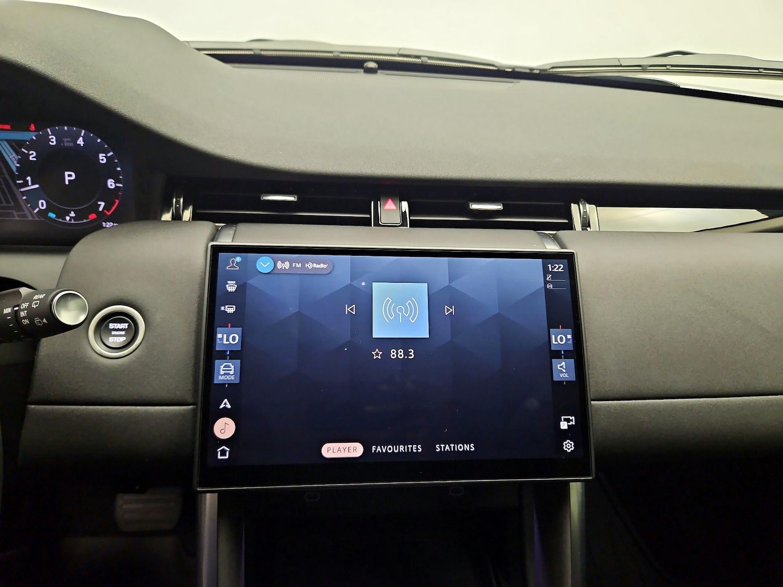 2025 Land Rover Discovery Sport S - Photo 16