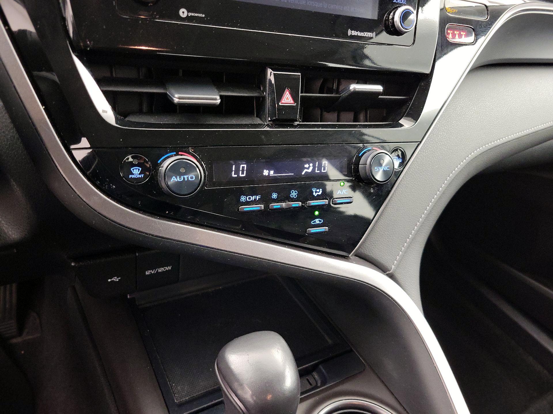 Thumbnail: 2024 Toyota Camry - 16