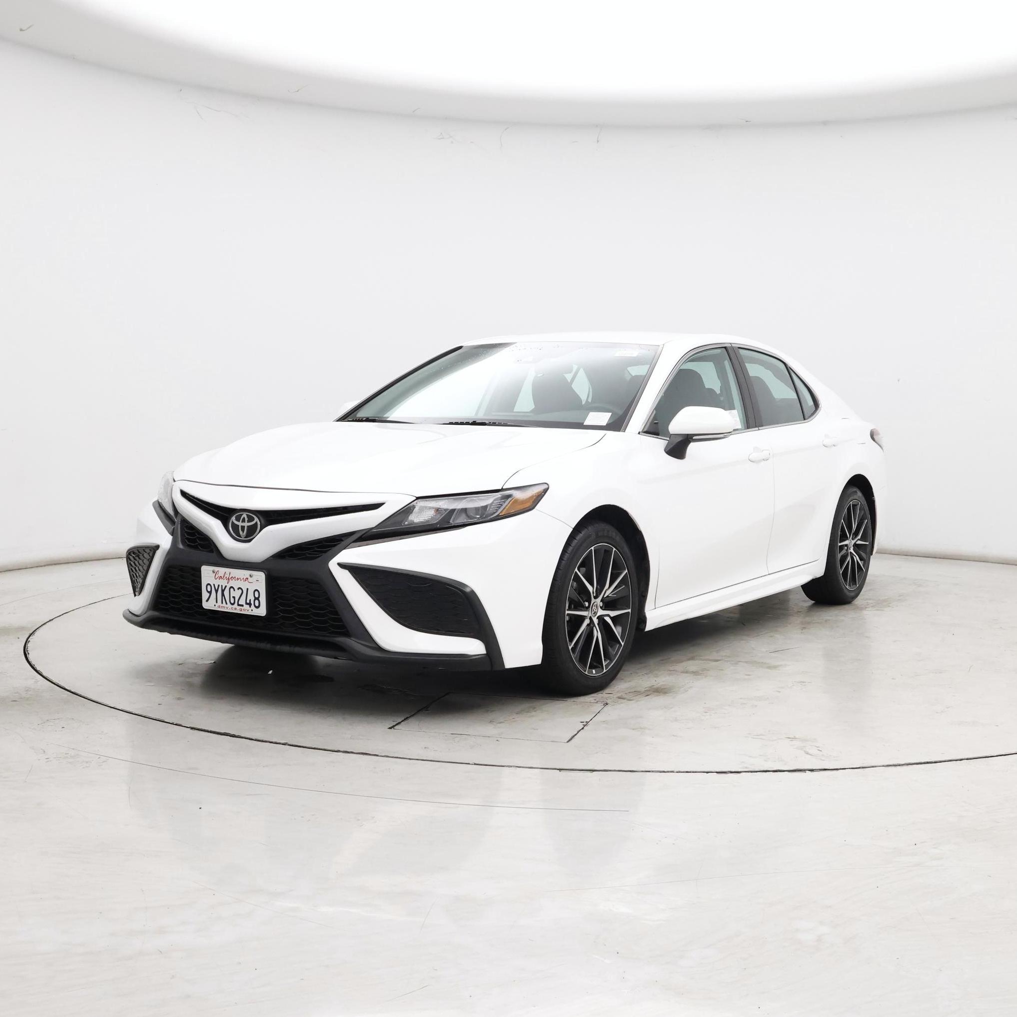Thumbnail: 2024 Toyota Camry - 4