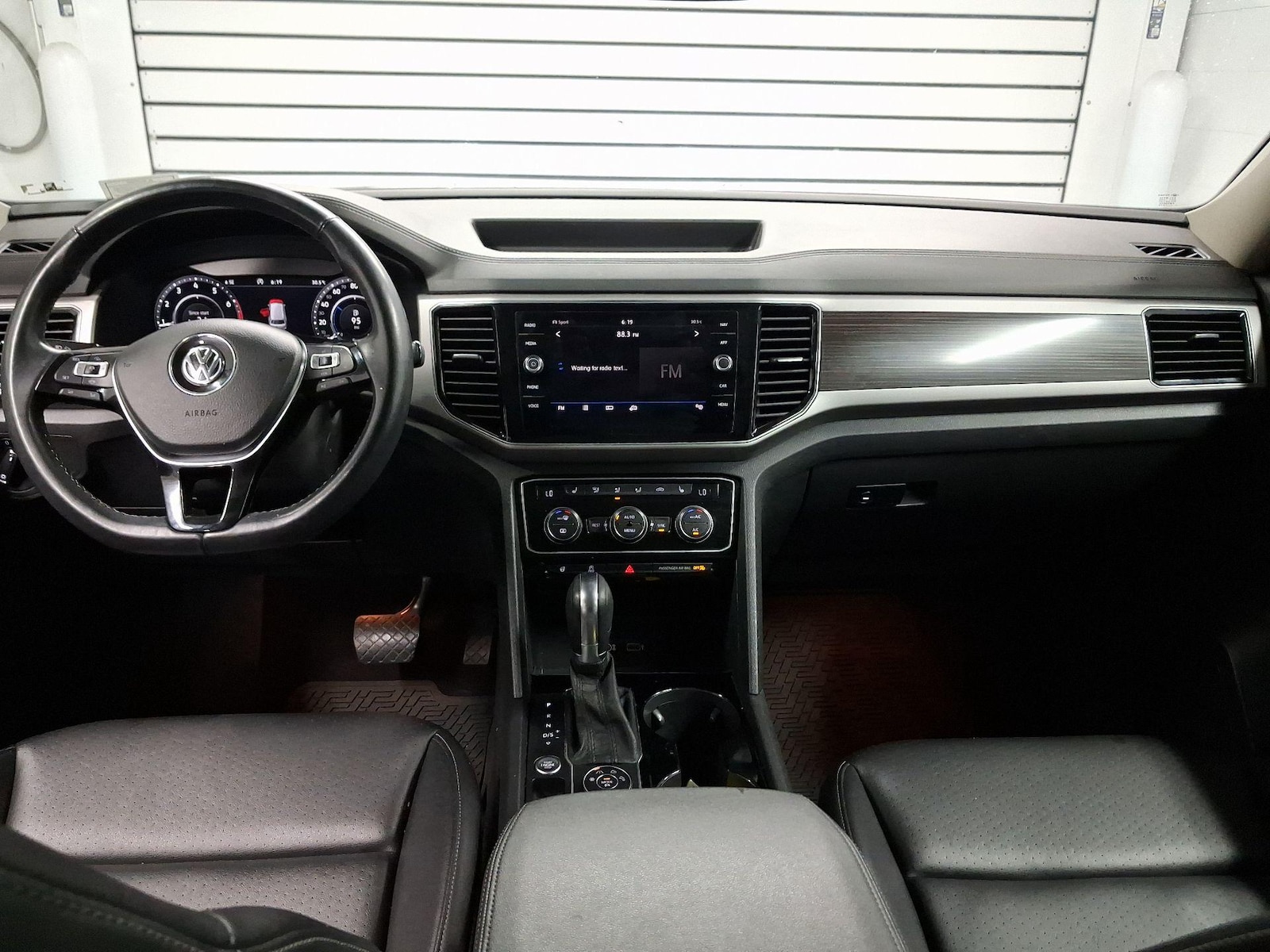 2019 Volkswagen Atlas SEL - Photo 10