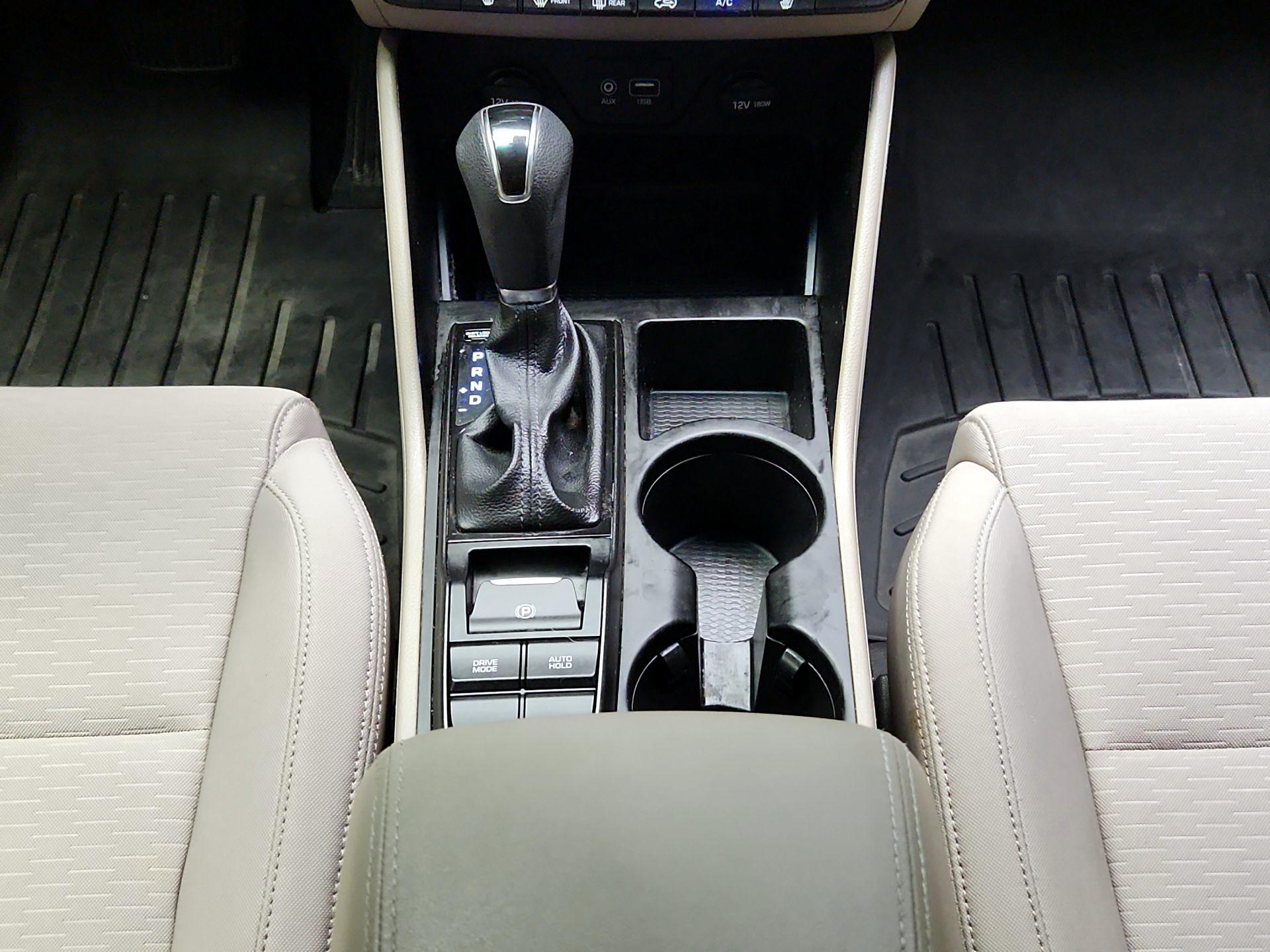 Thumbnail: 2019 Hyundai Tucson - 15