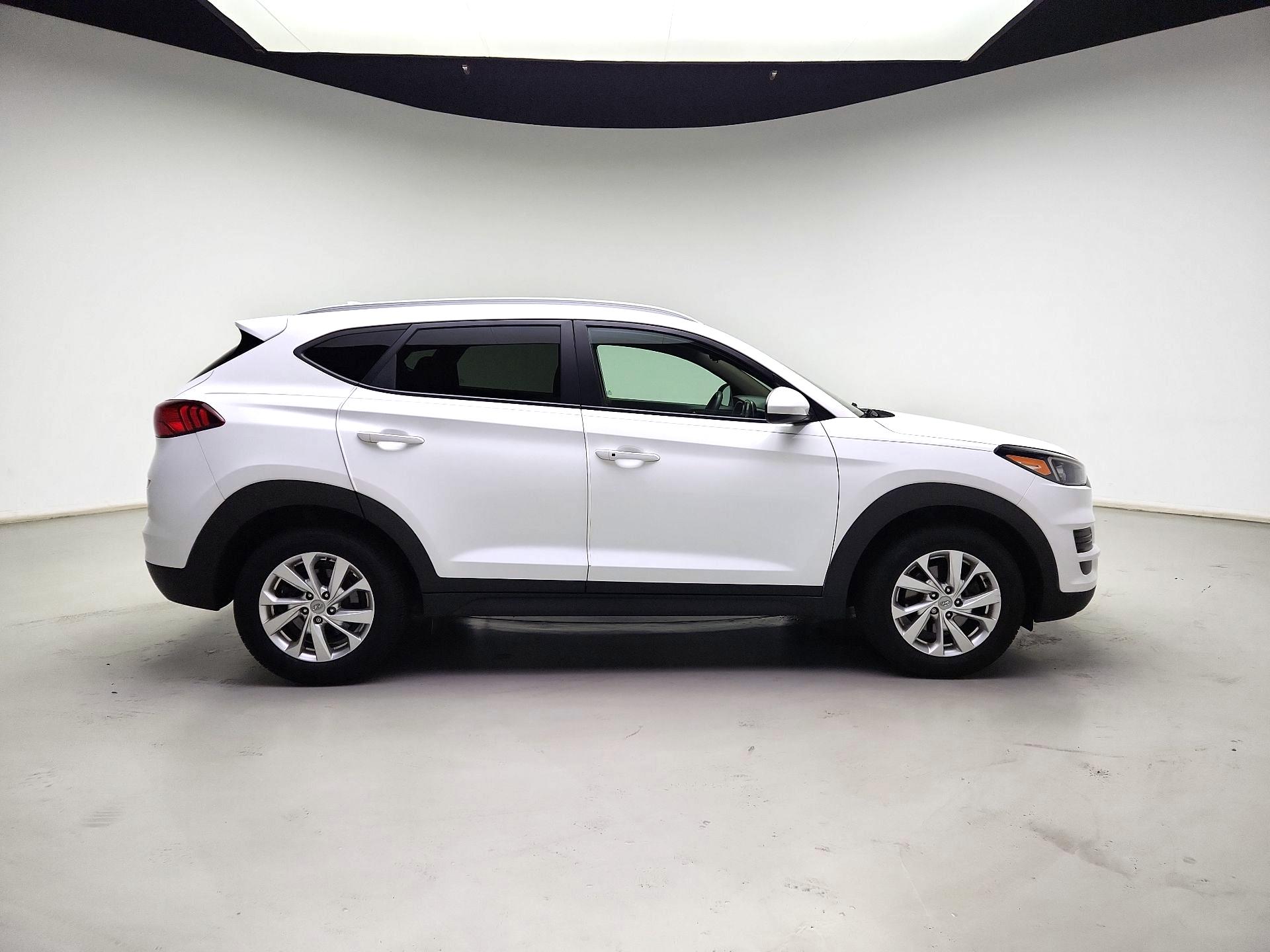 Thumbnail: 2019 Hyundai Tucson - 4