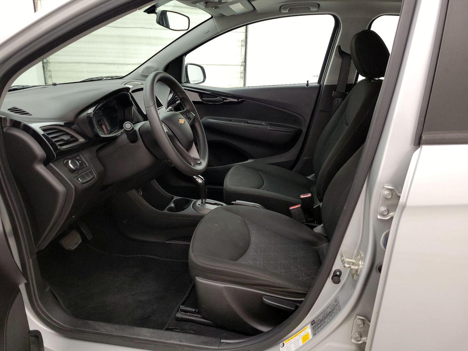 2021 Chevrolet Spark 1LT - Photo 12
