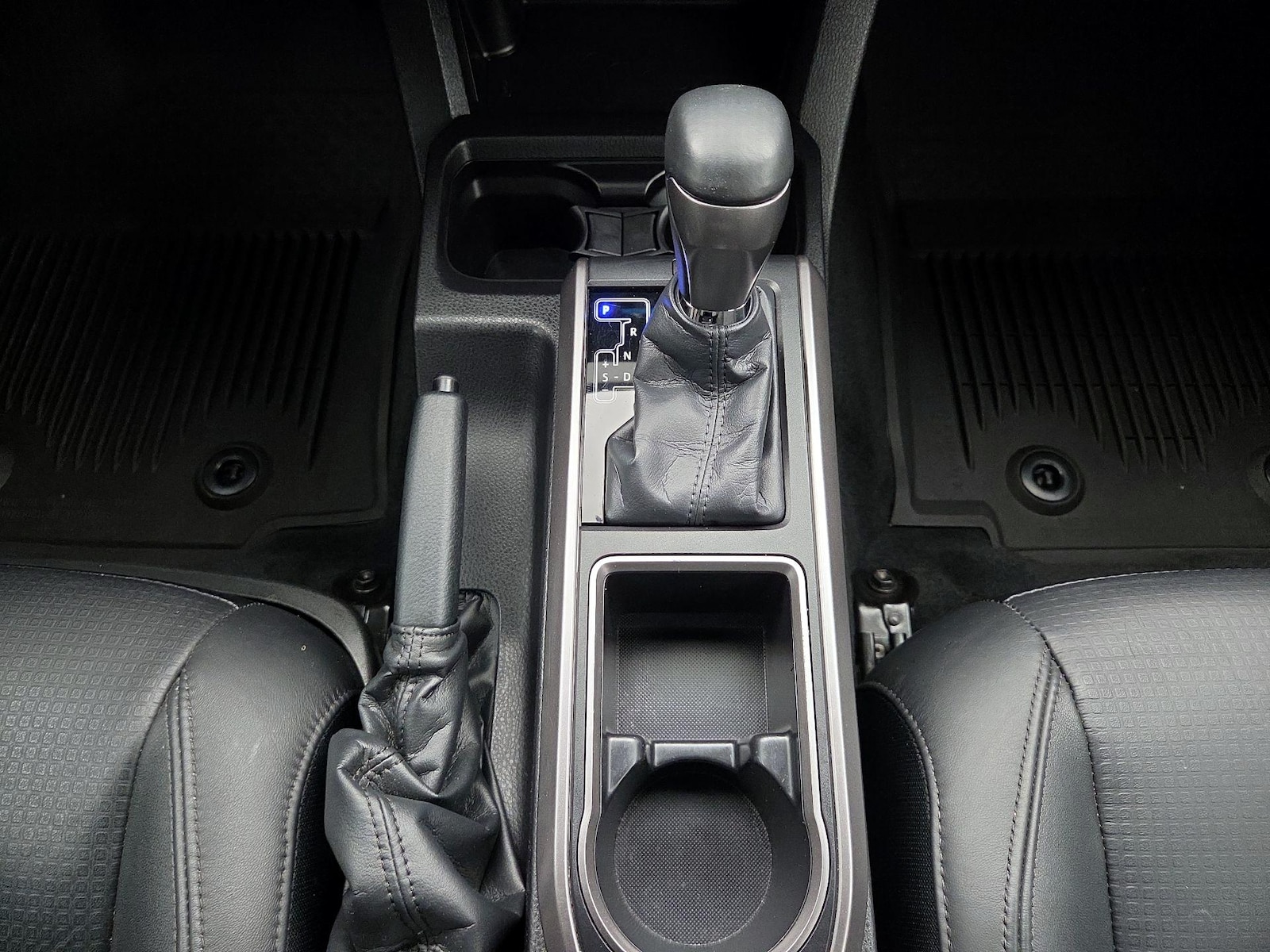 2023 Toyota Tacoma Limited - Photo 19
