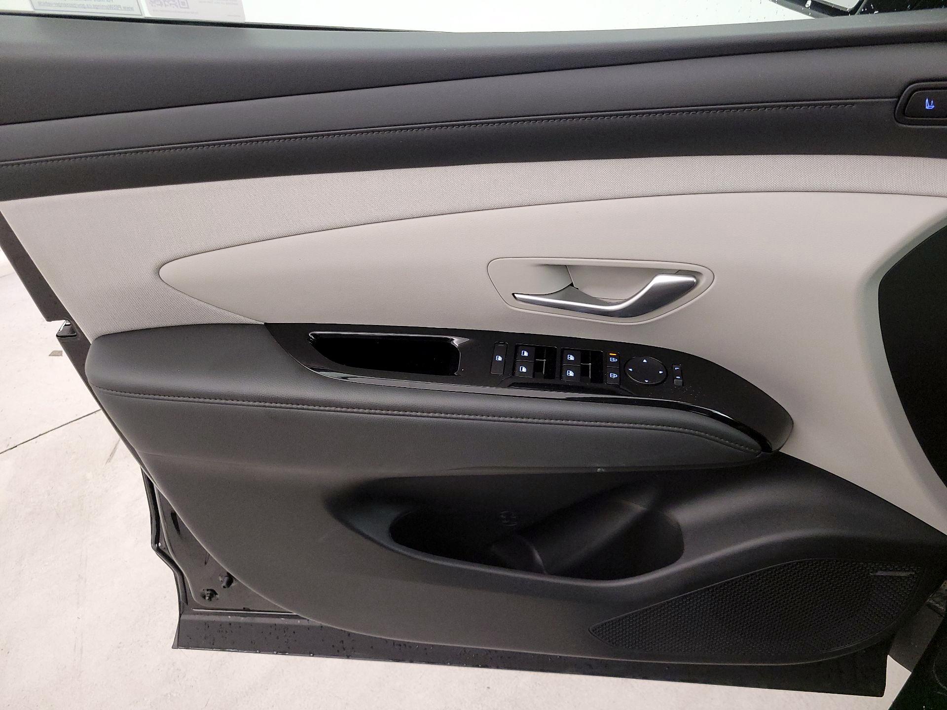 Thumbnail: 2025 Hyundai Tucson - 12