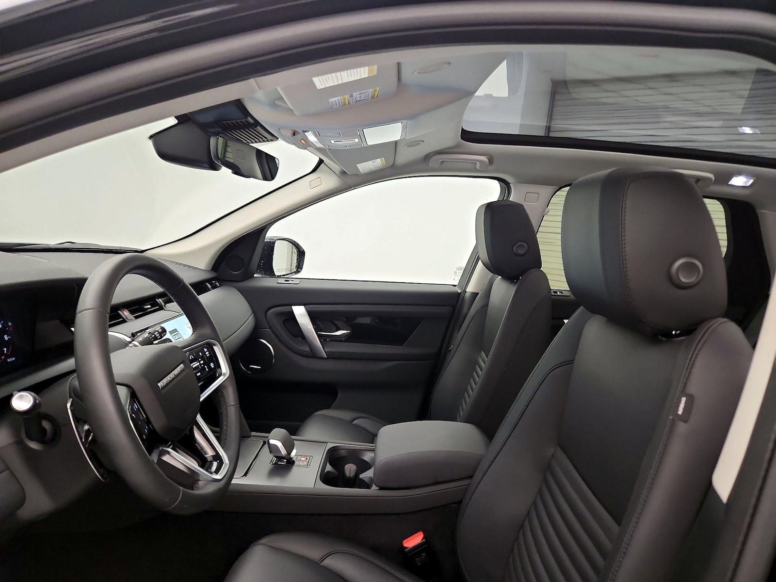 2025 Land Rover Discovery Sport S - Photo 20