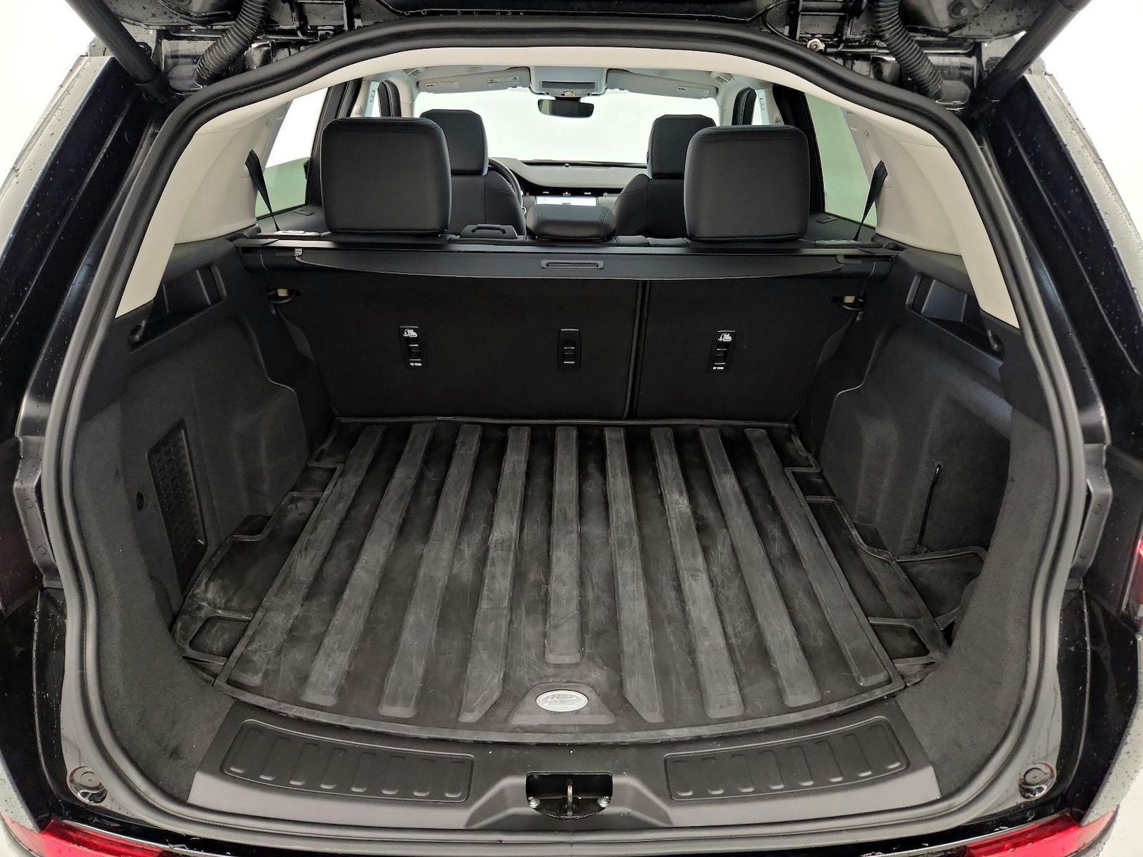 2025 Land Rover Discovery Sport S - Photo 22