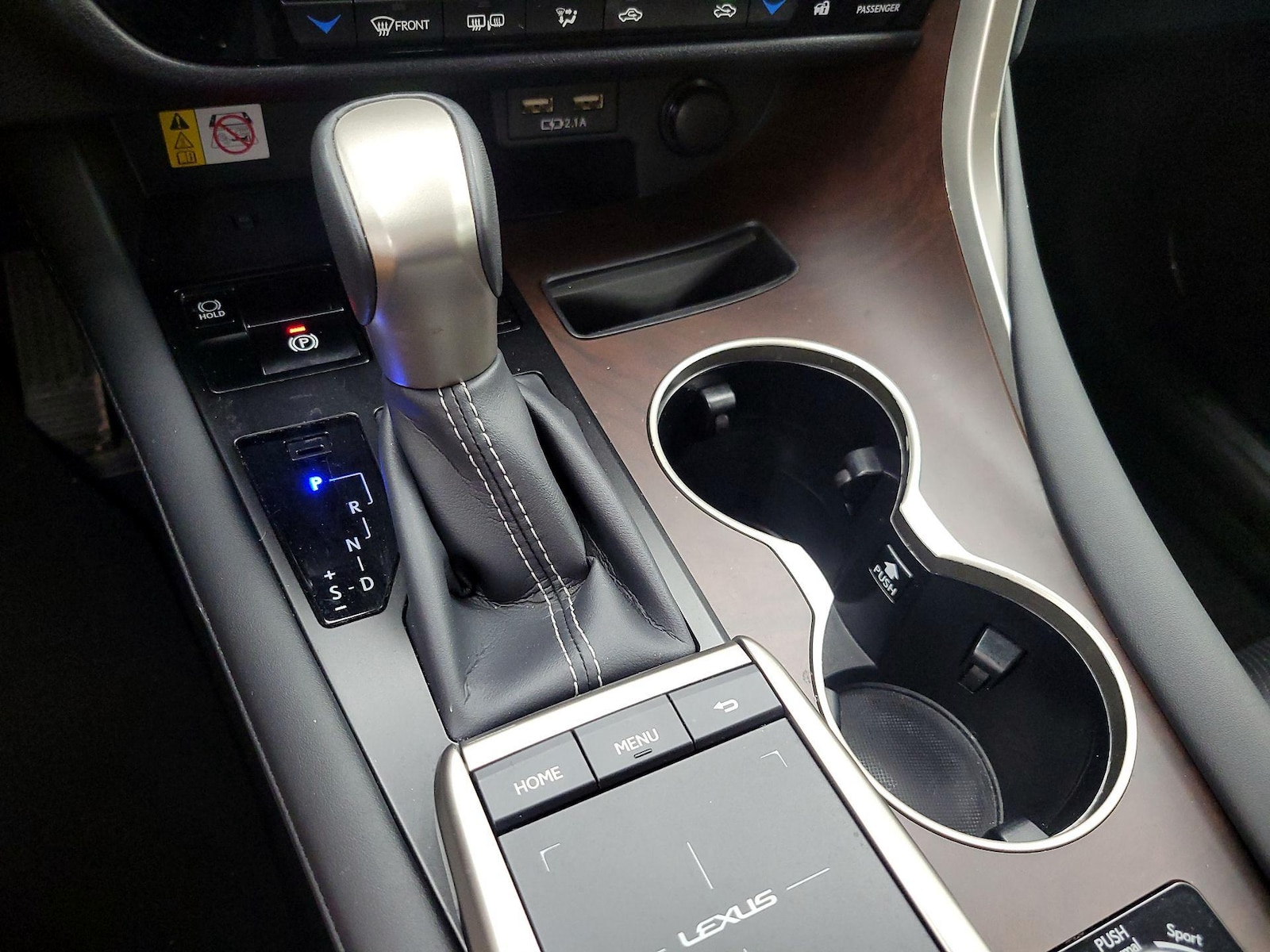2022 Lexus RX Hybrid 450h - Photo 18