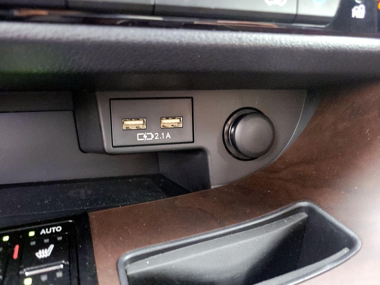 2022 Lexus RX Hybrid 450h - Photo 19