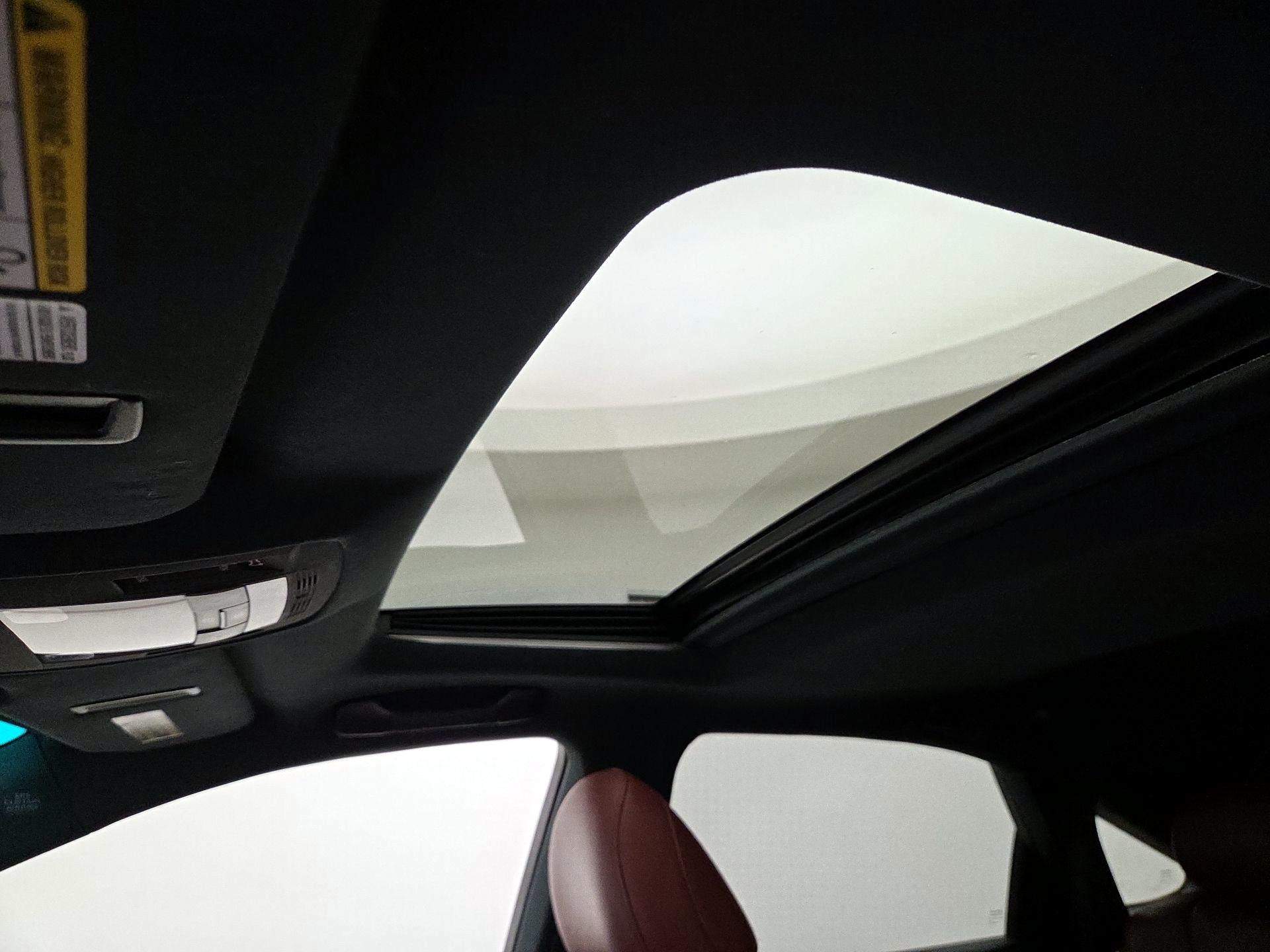 Thumbnail: 2015 Lexus RX - 19