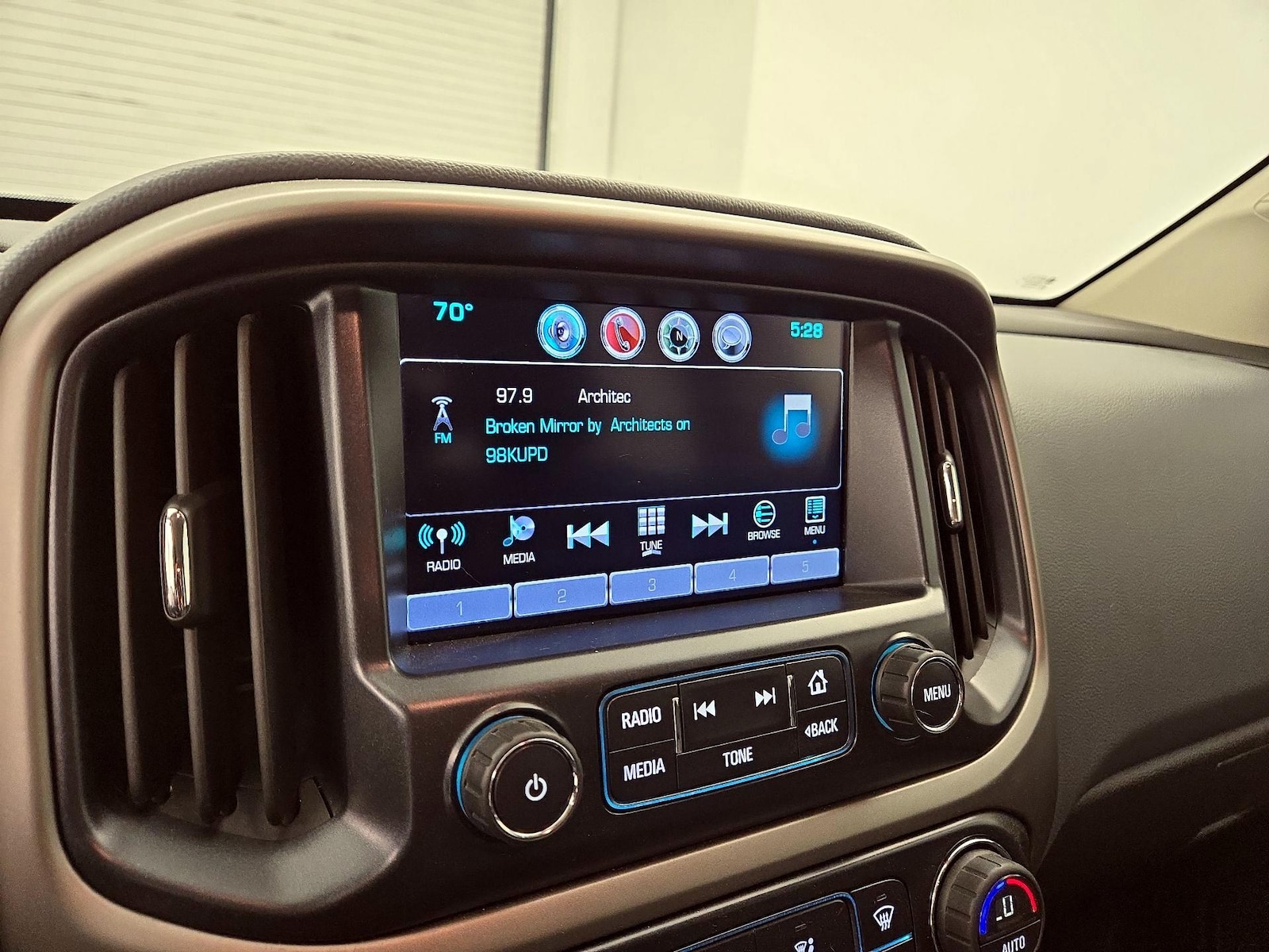2016 Chevrolet Colorado Z71 - Photo 17