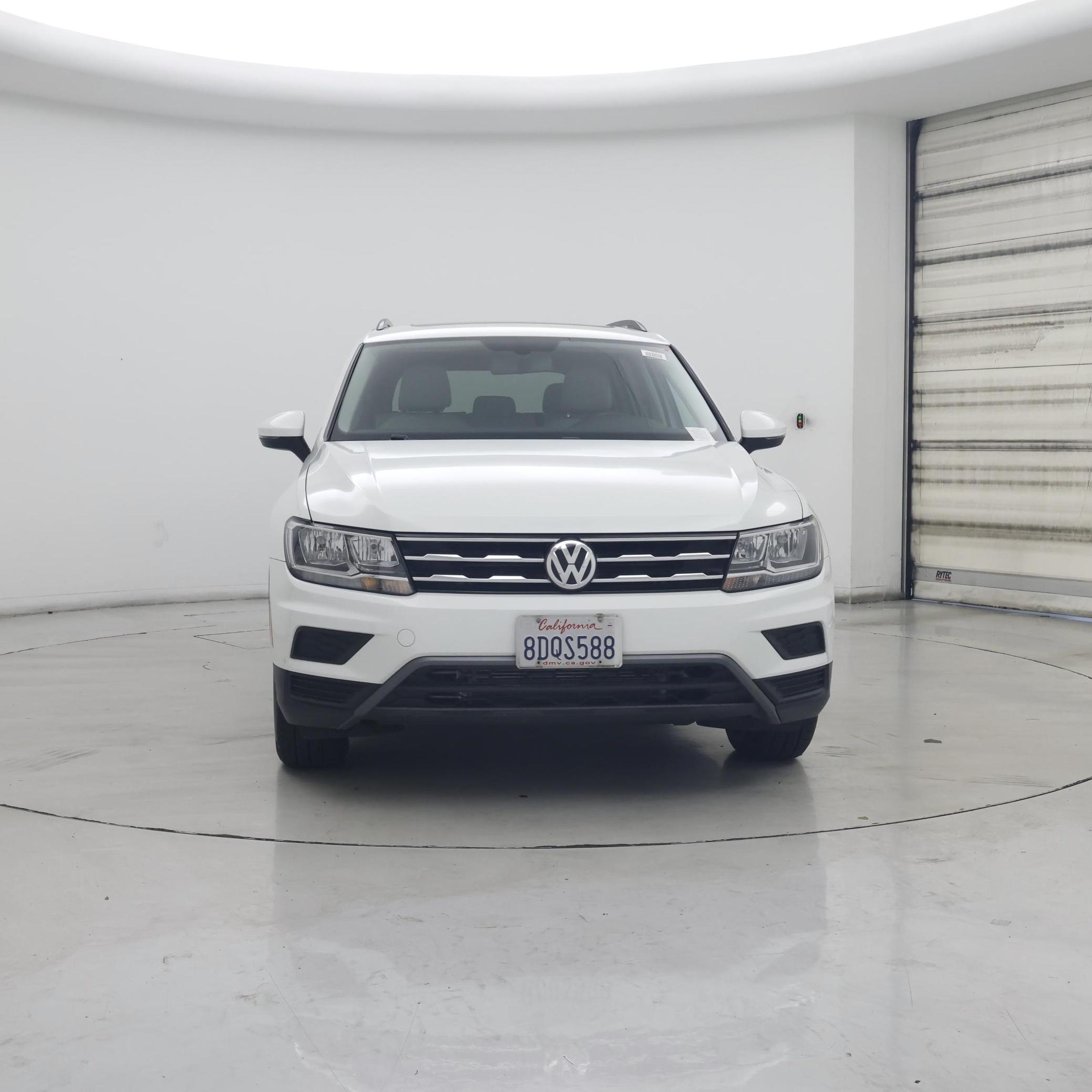 Thumbnail: 2018 Volkswagen Tiguan - 5
