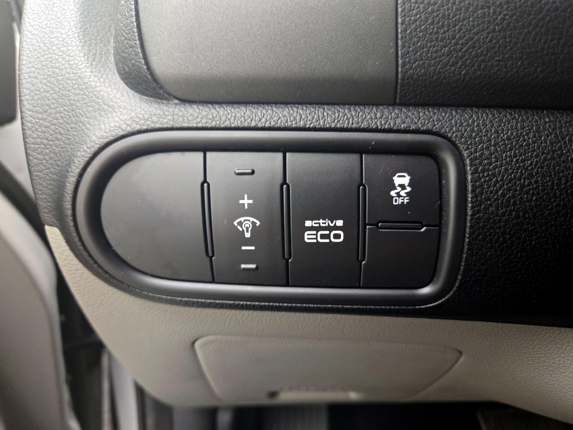Thumbnail: 2015 Kia Forte - 13