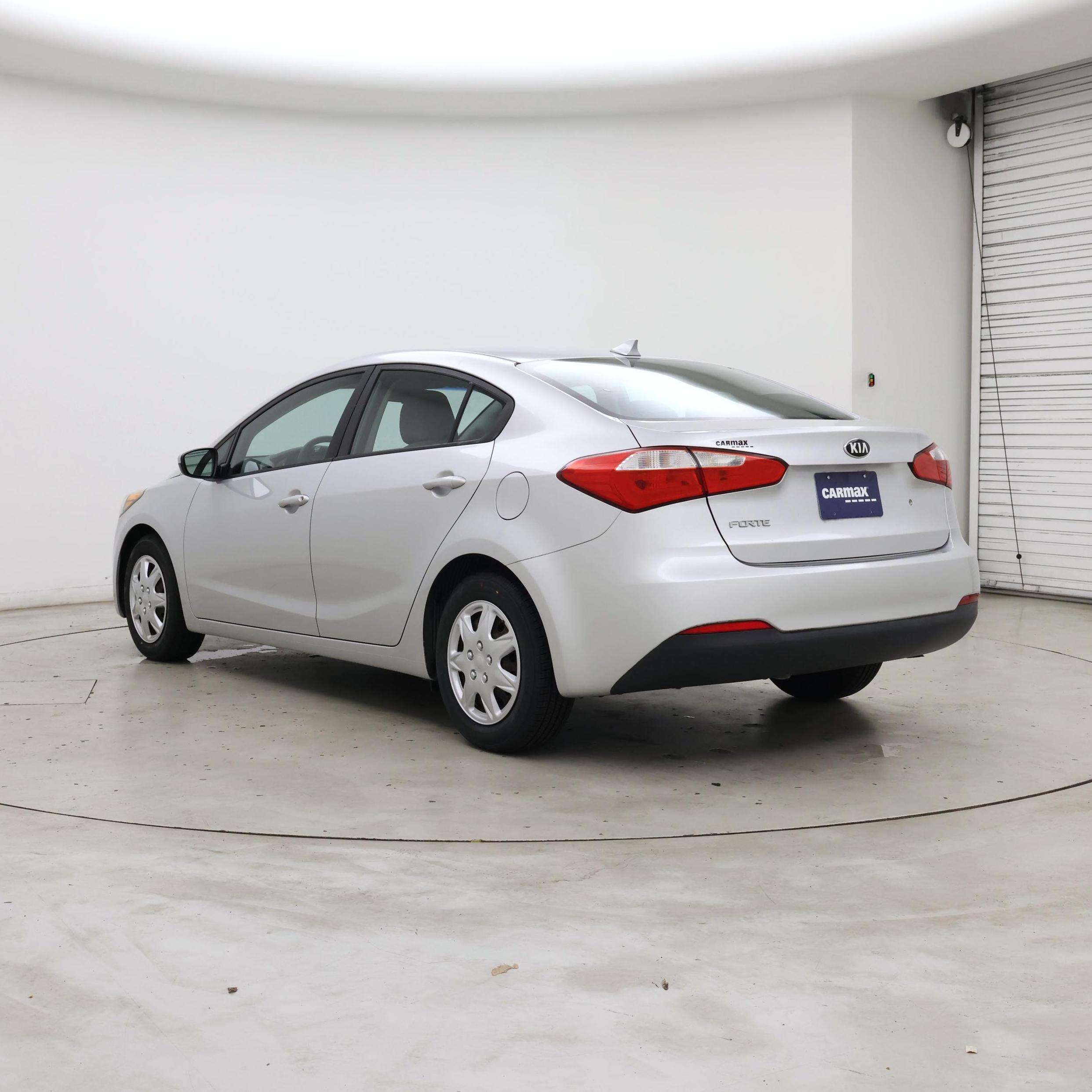 Thumbnail: 2015 Kia Forte - 2
