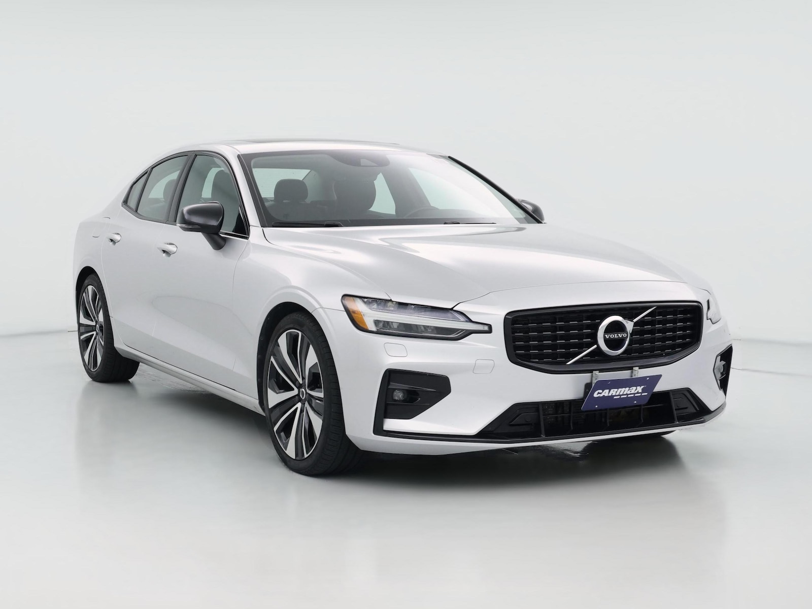 2022 Volvo S60
