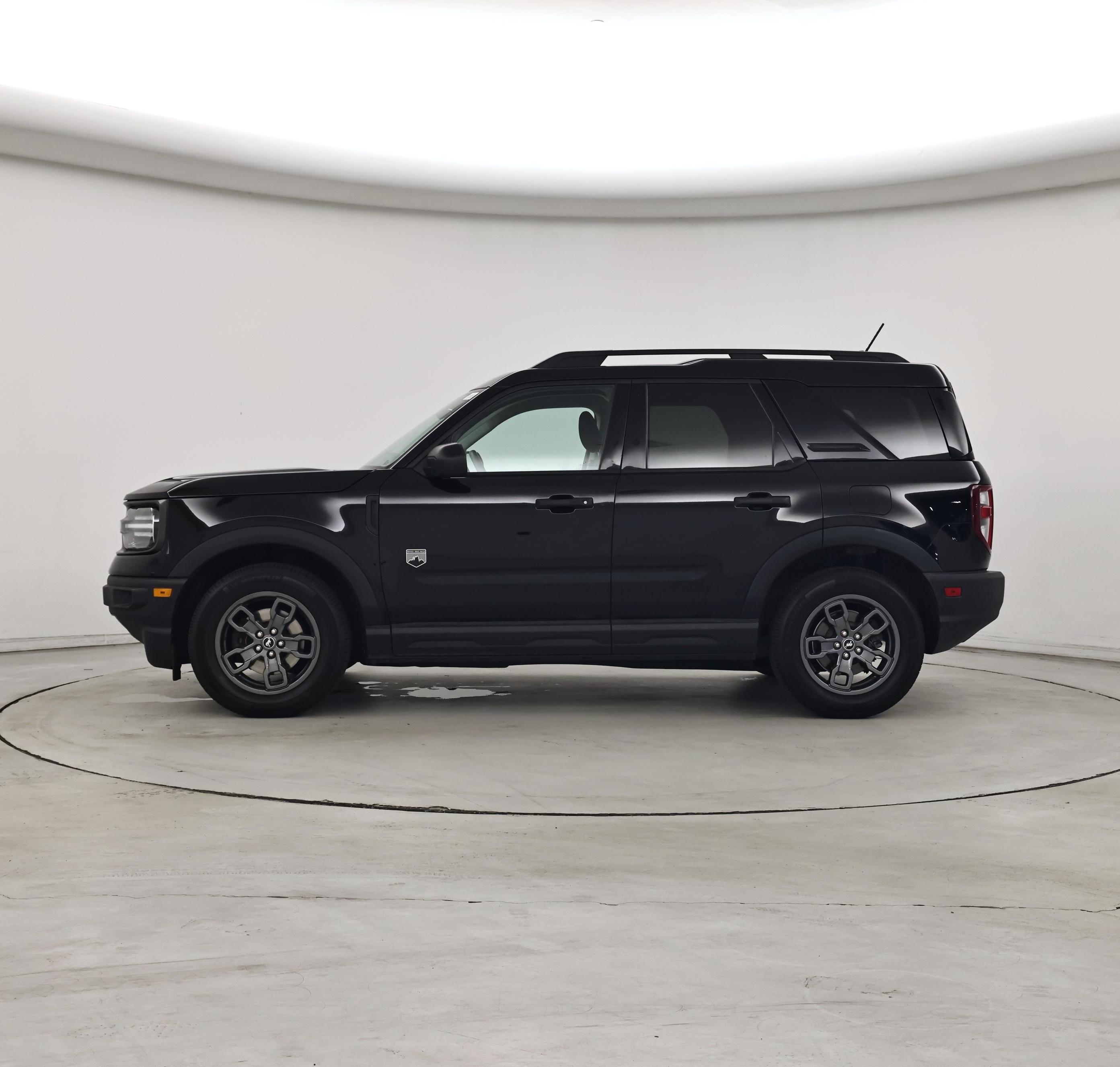 Thumbnail: 2021 Ford Bronco Sport - 3