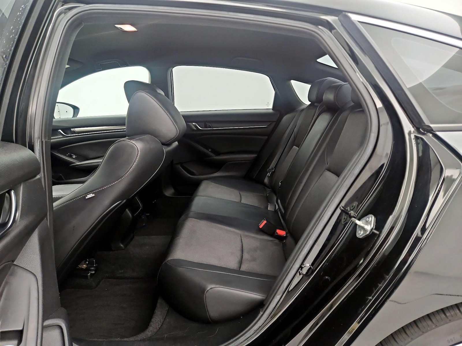 2021 Honda Accord Sport - Photo 20