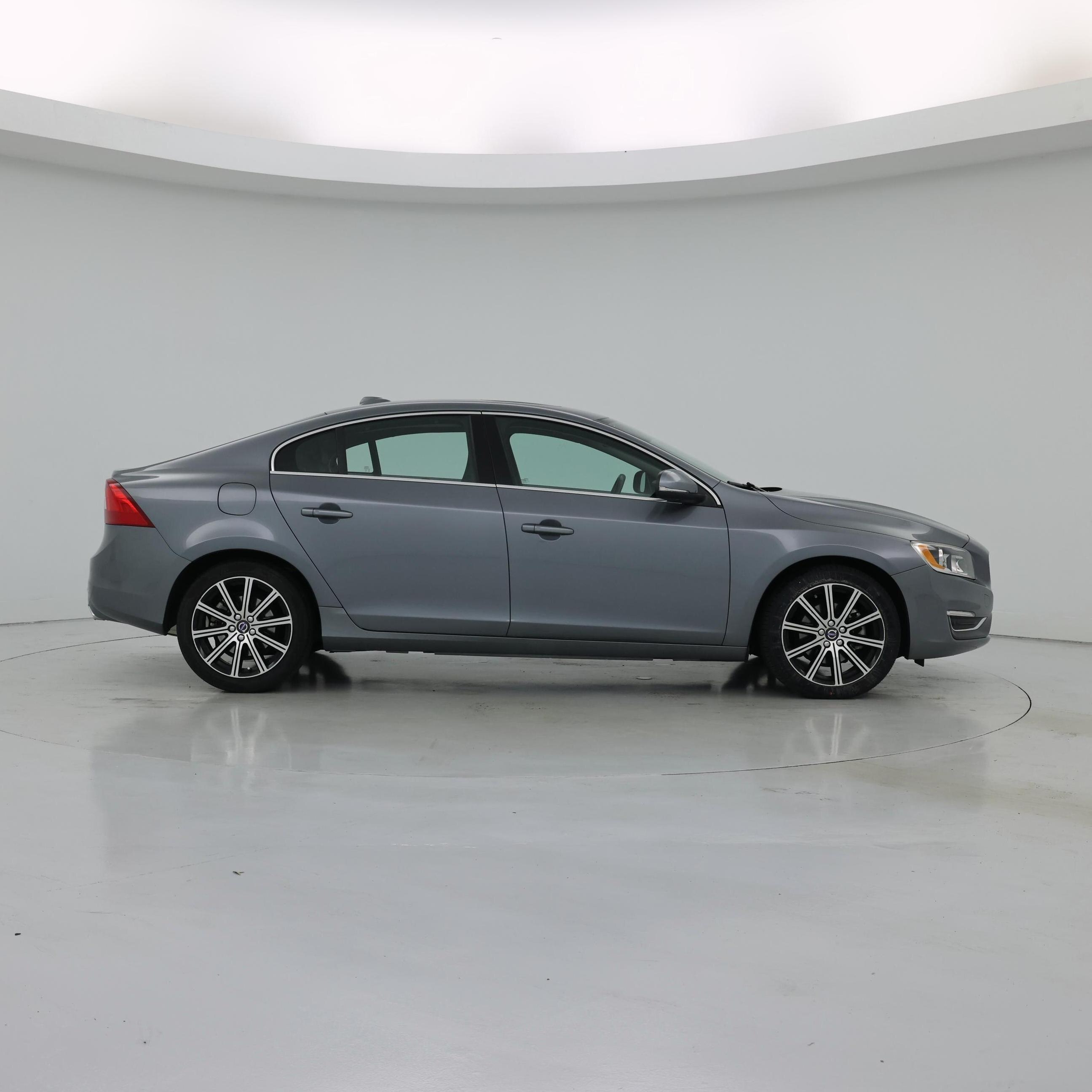 Thumbnail: 2016 Volvo S60 - 7