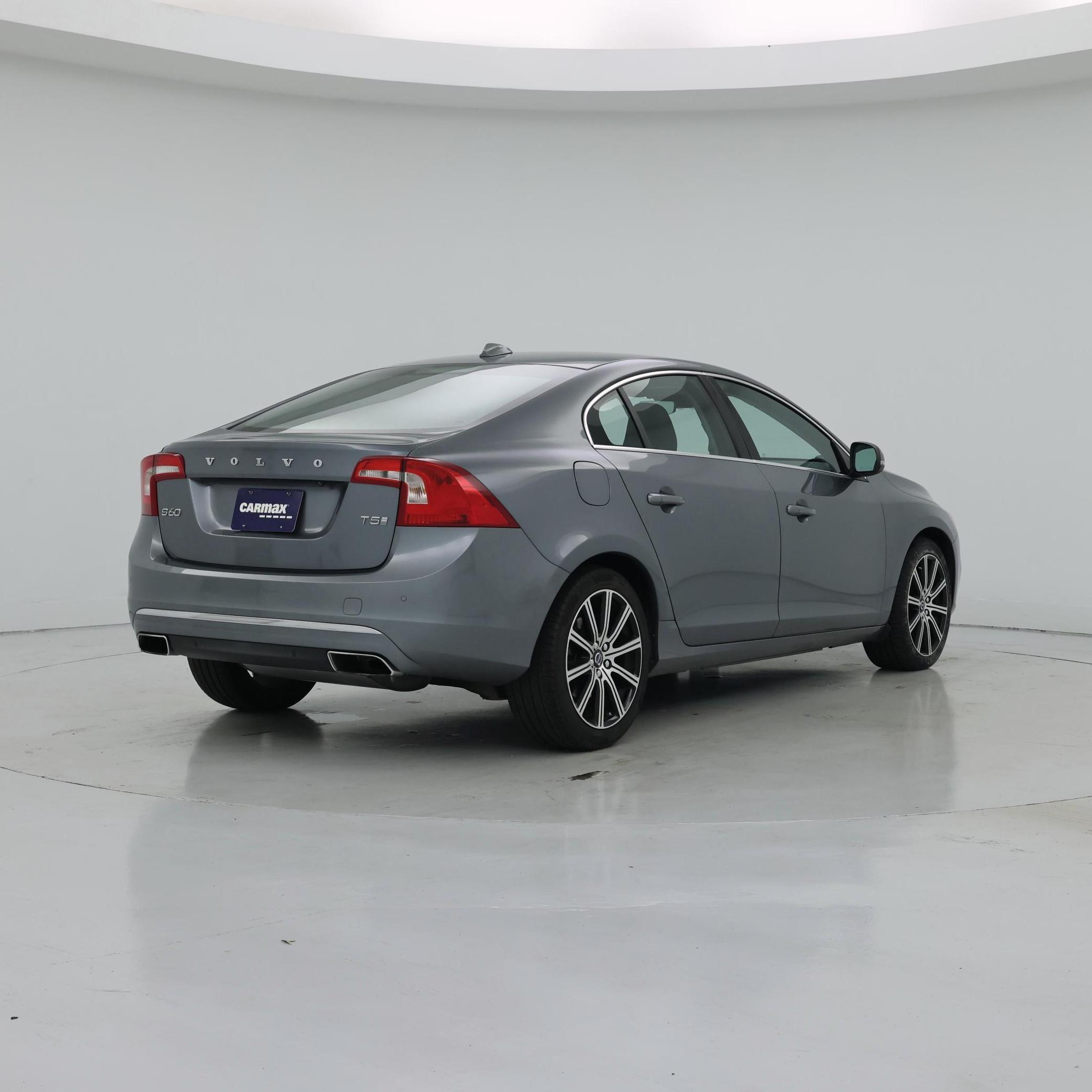 Thumbnail: 2016 Volvo S60 - 8