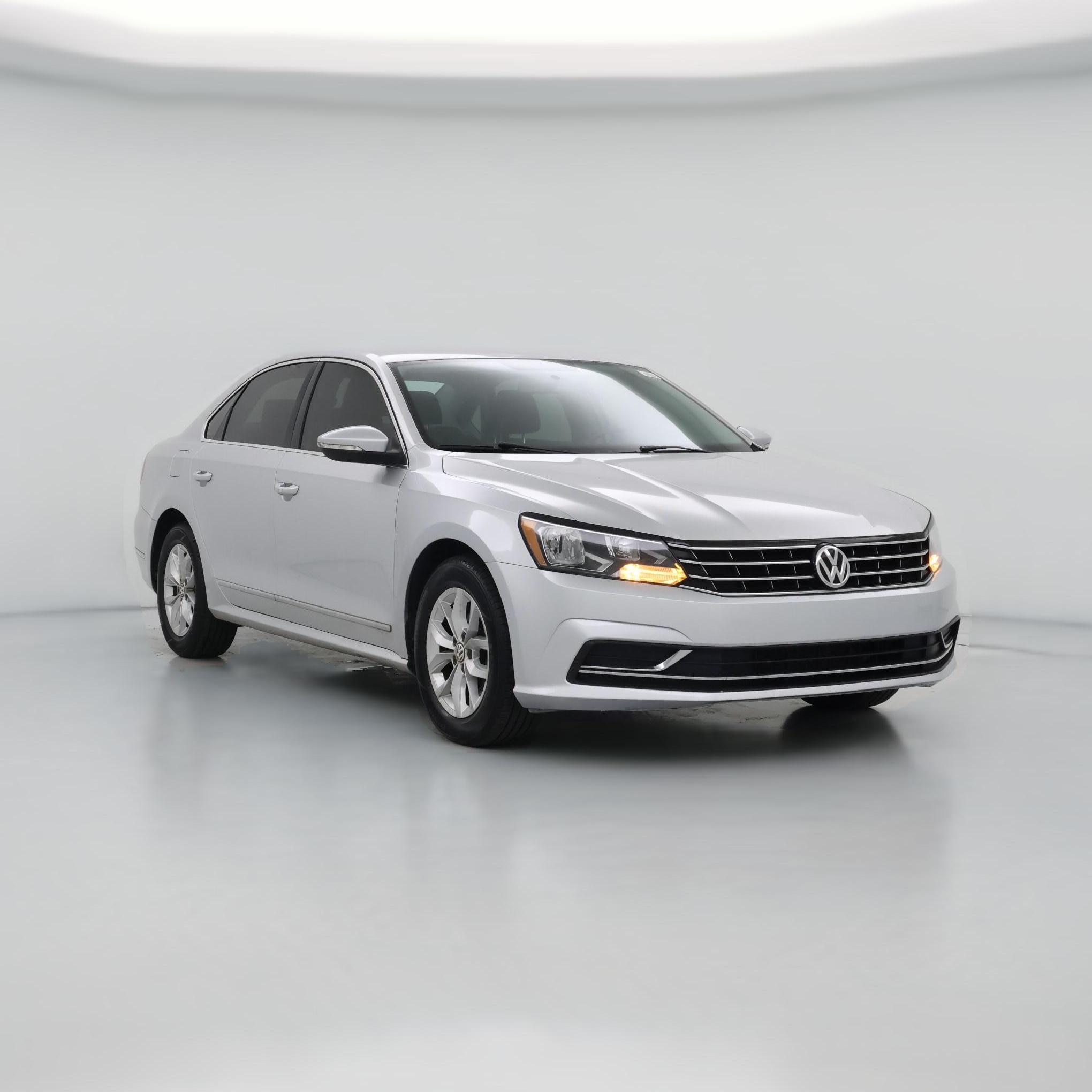 Thumbnail: 2016 Volkswagen Passat - 1