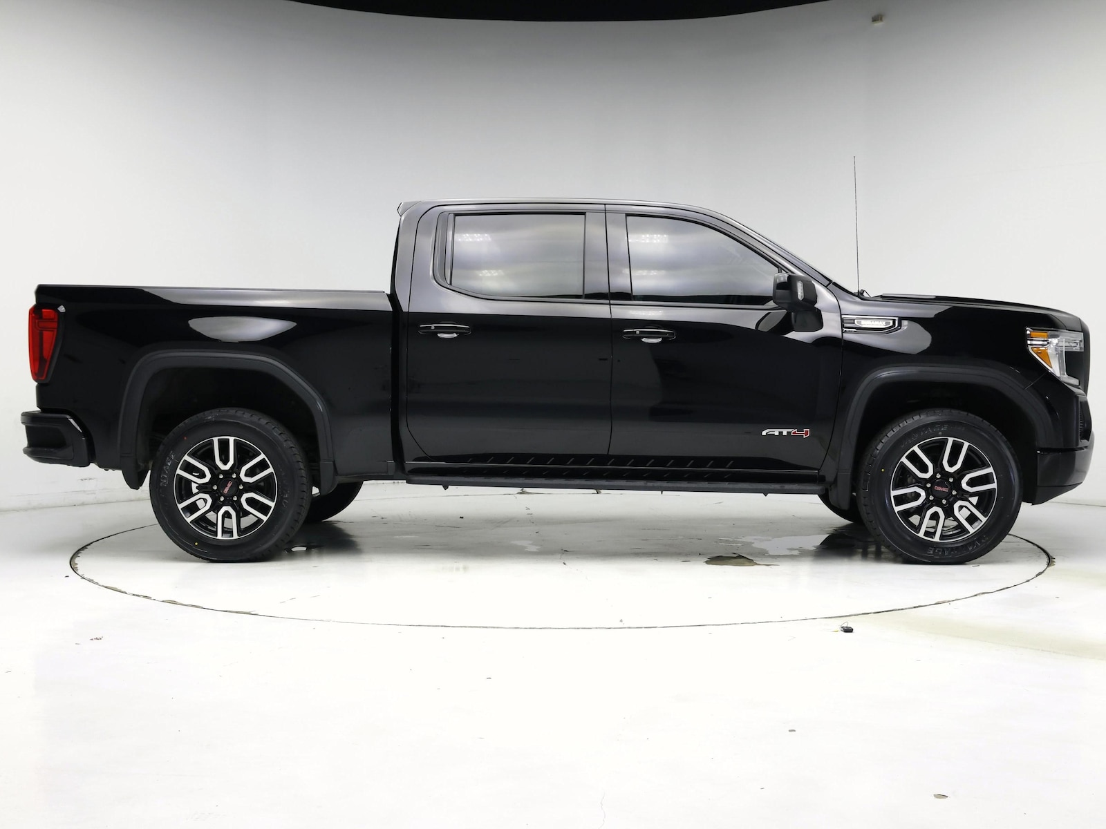 2021 GMC Sierra 1500 AT4 - Photo 8