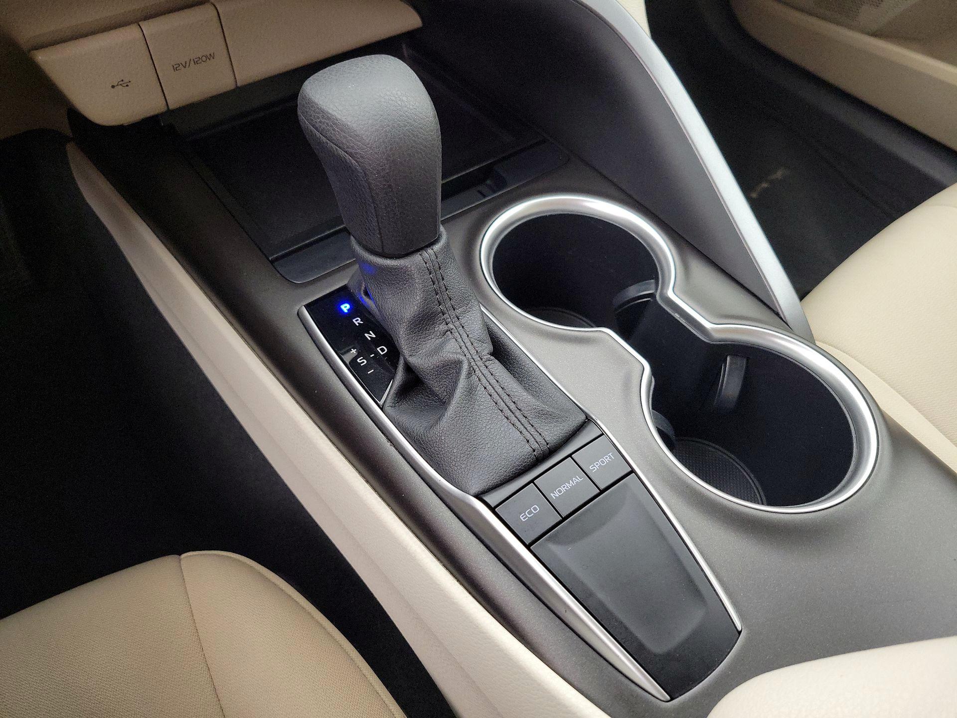 Thumbnail: 2024 Toyota Camry - 17