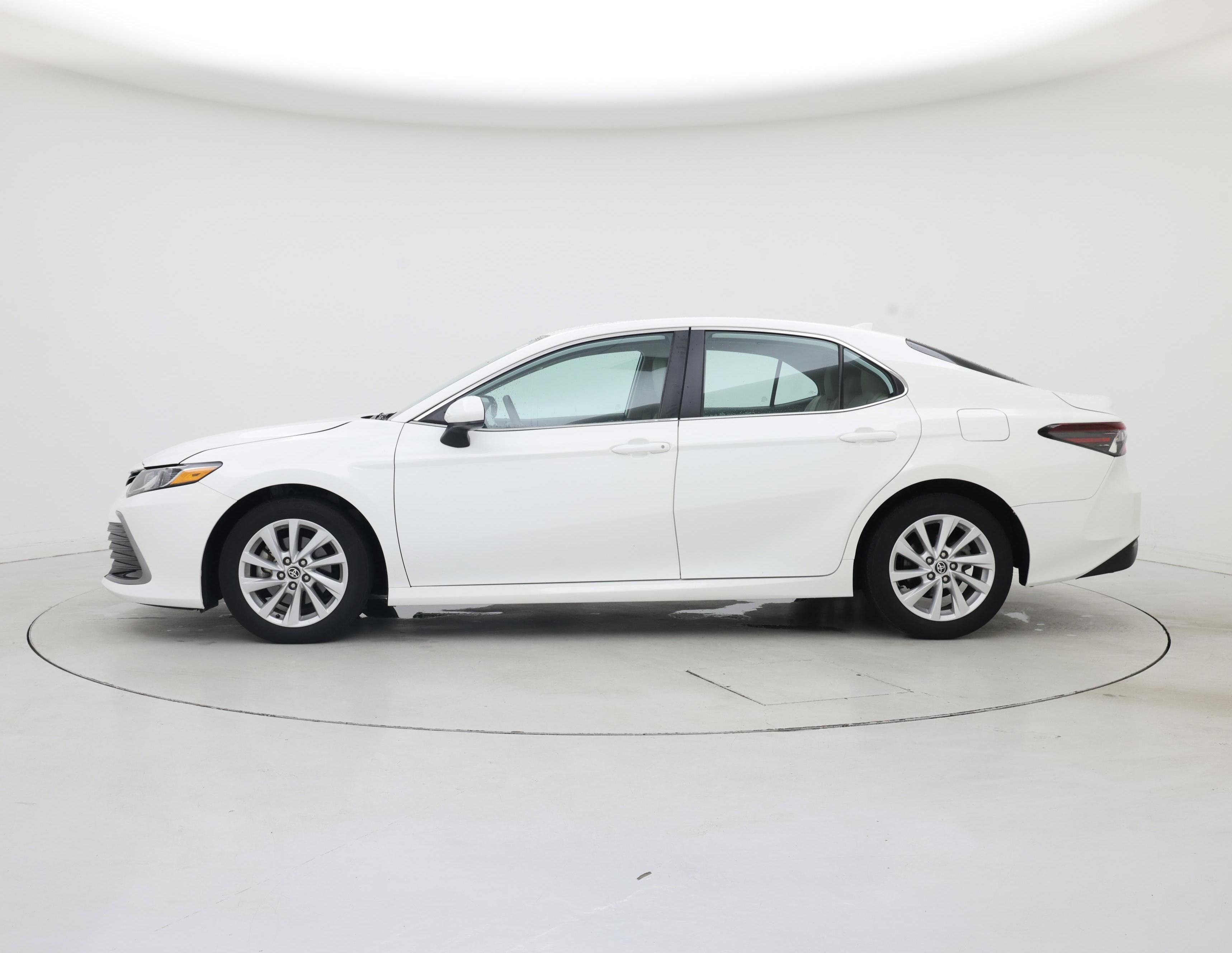 Thumbnail: 2024 Toyota Camry - 3