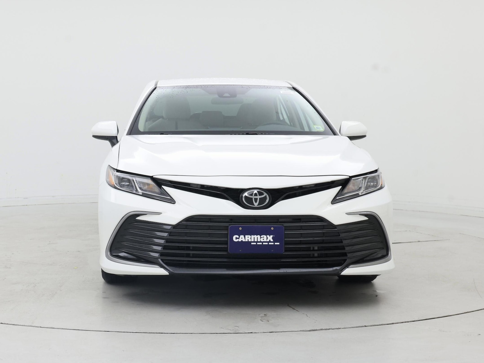 2024 Toyota Camry LE - Photo 6