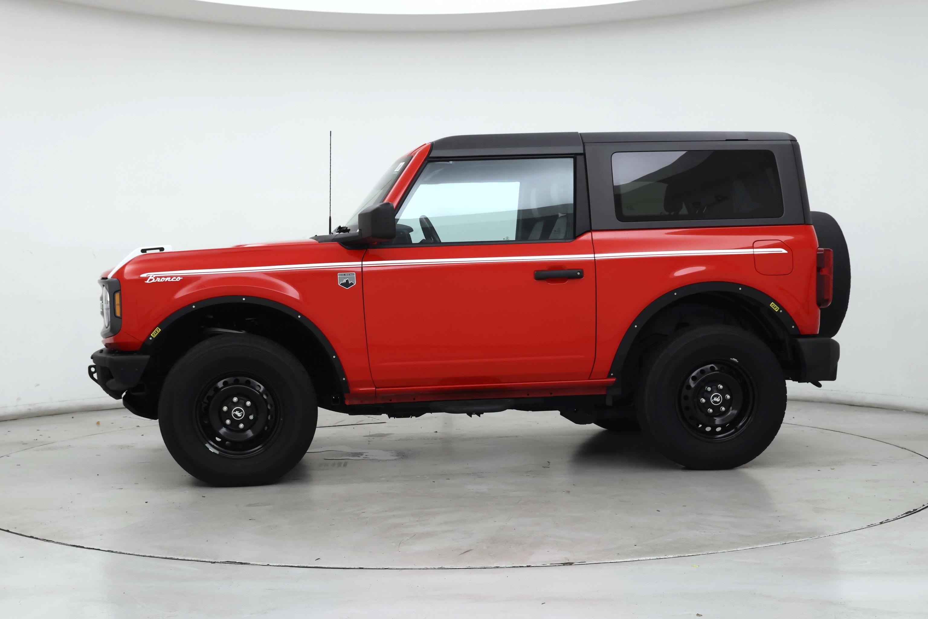 Thumbnail: 2023 Ford Bronco - 3