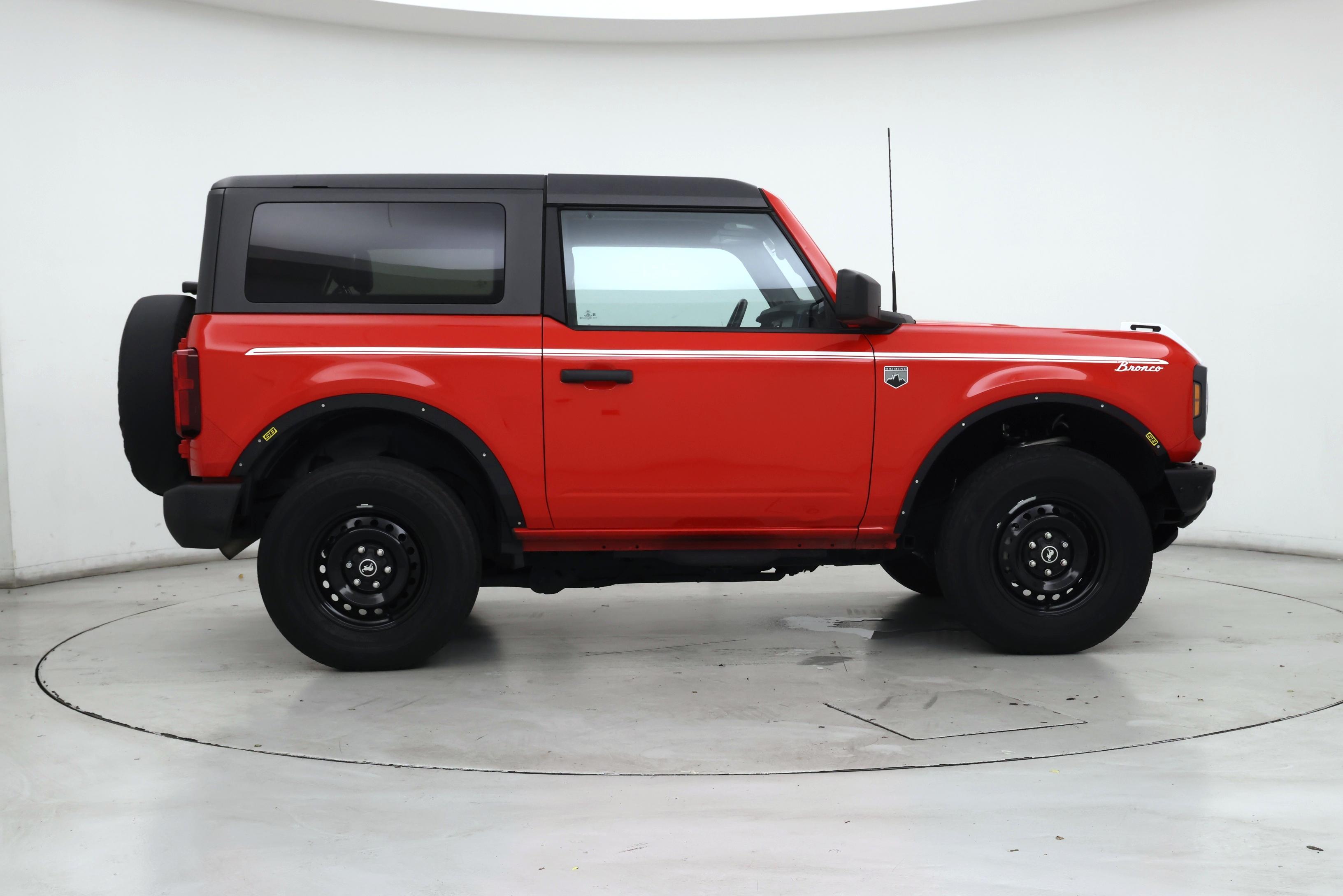 Thumbnail: 2023 Ford Bronco - 7
