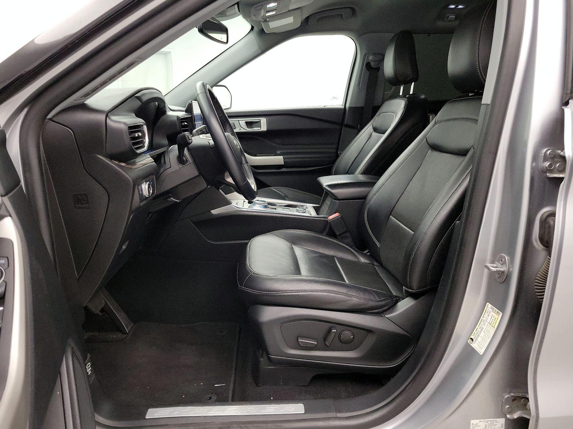 Thumbnail: 2022 Ford Explorer - 11