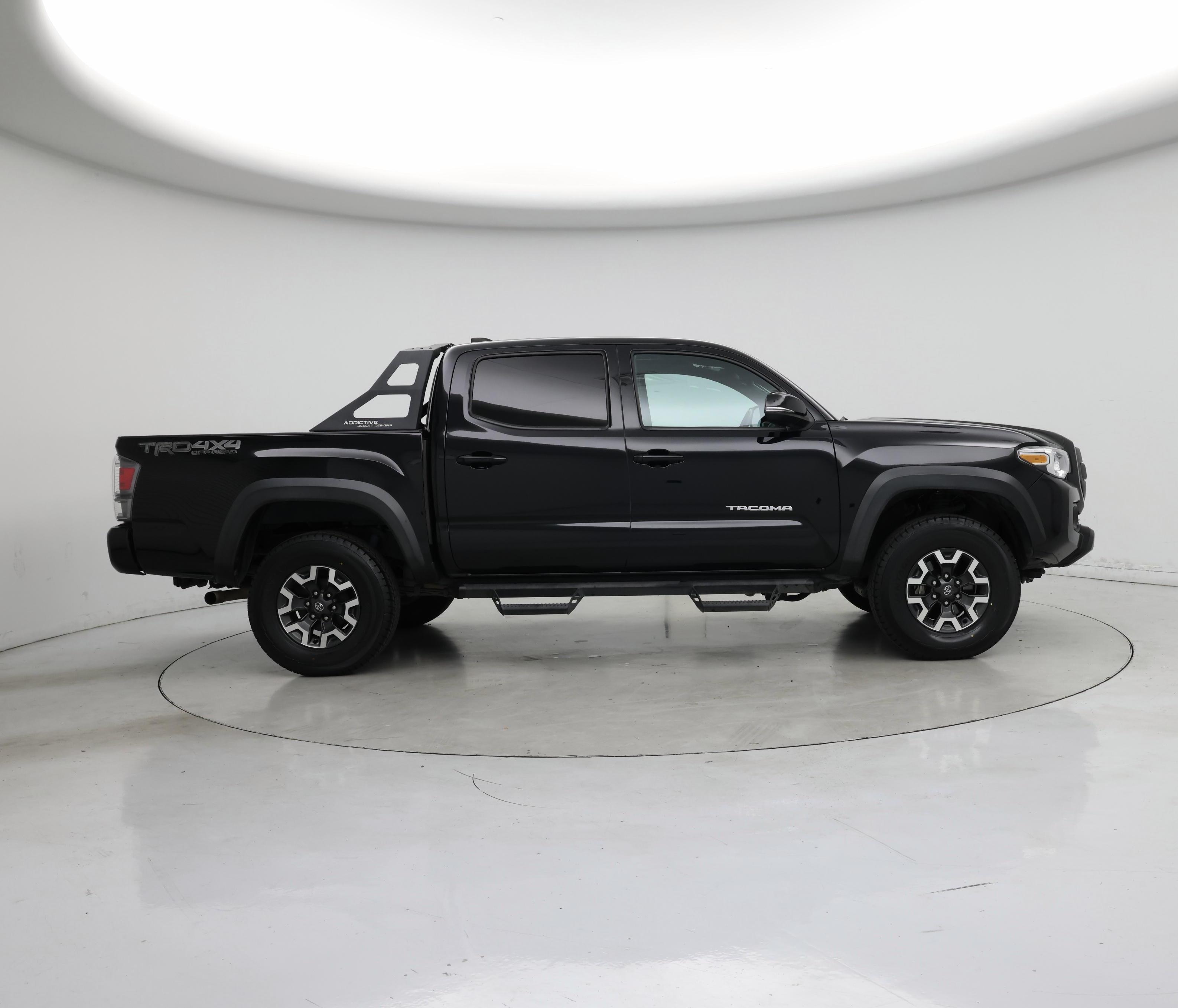 Thumbnail: 2021 Toyota Tacoma - 7