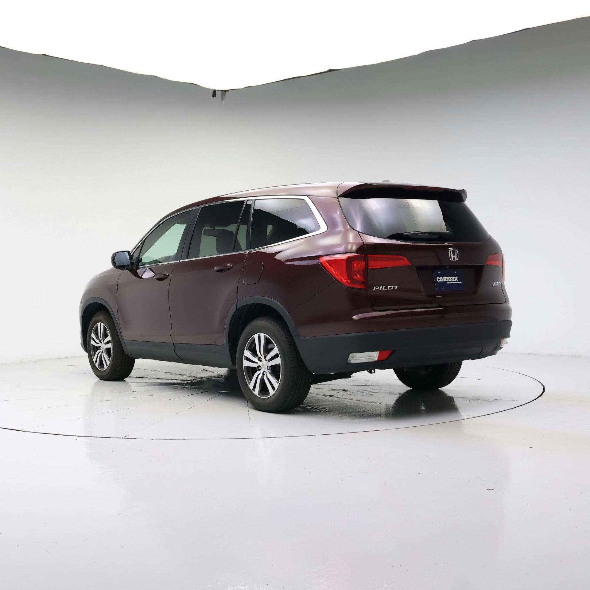 Thumbnail: 2016 Honda Pilot - 2