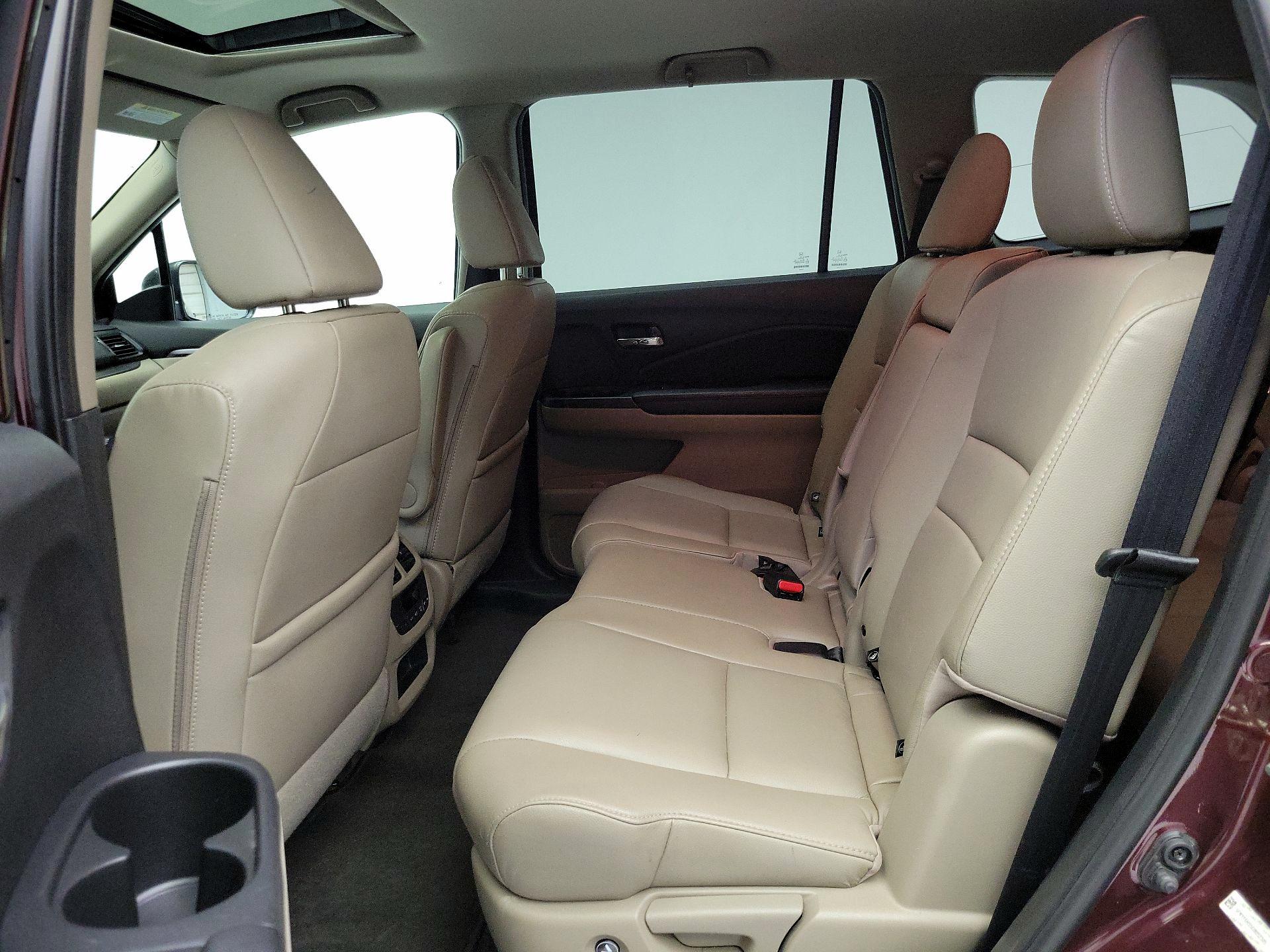 Thumbnail: 2016 Honda Pilot - 20