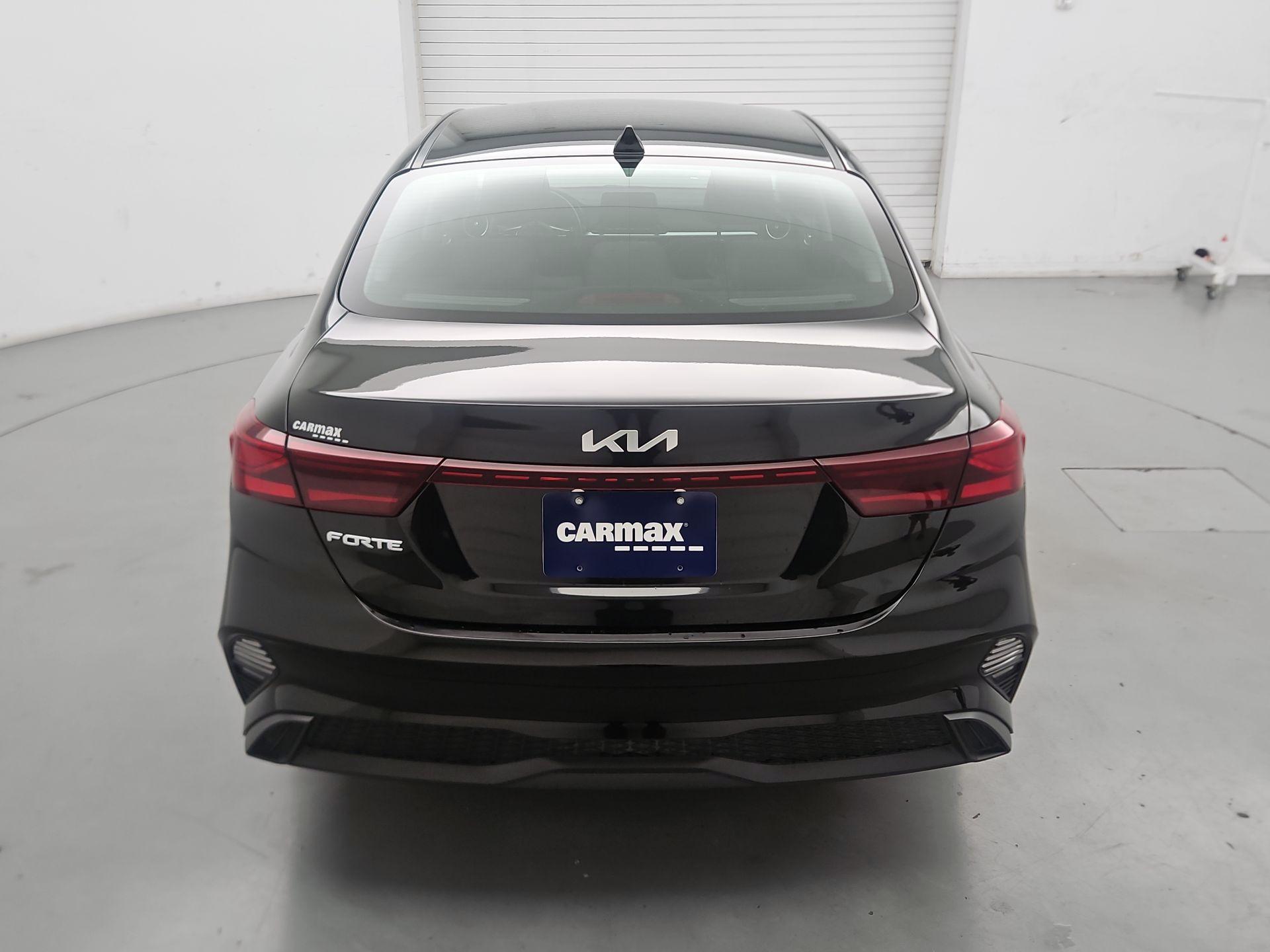 Thumbnail: 2024 Kia Forte - 6