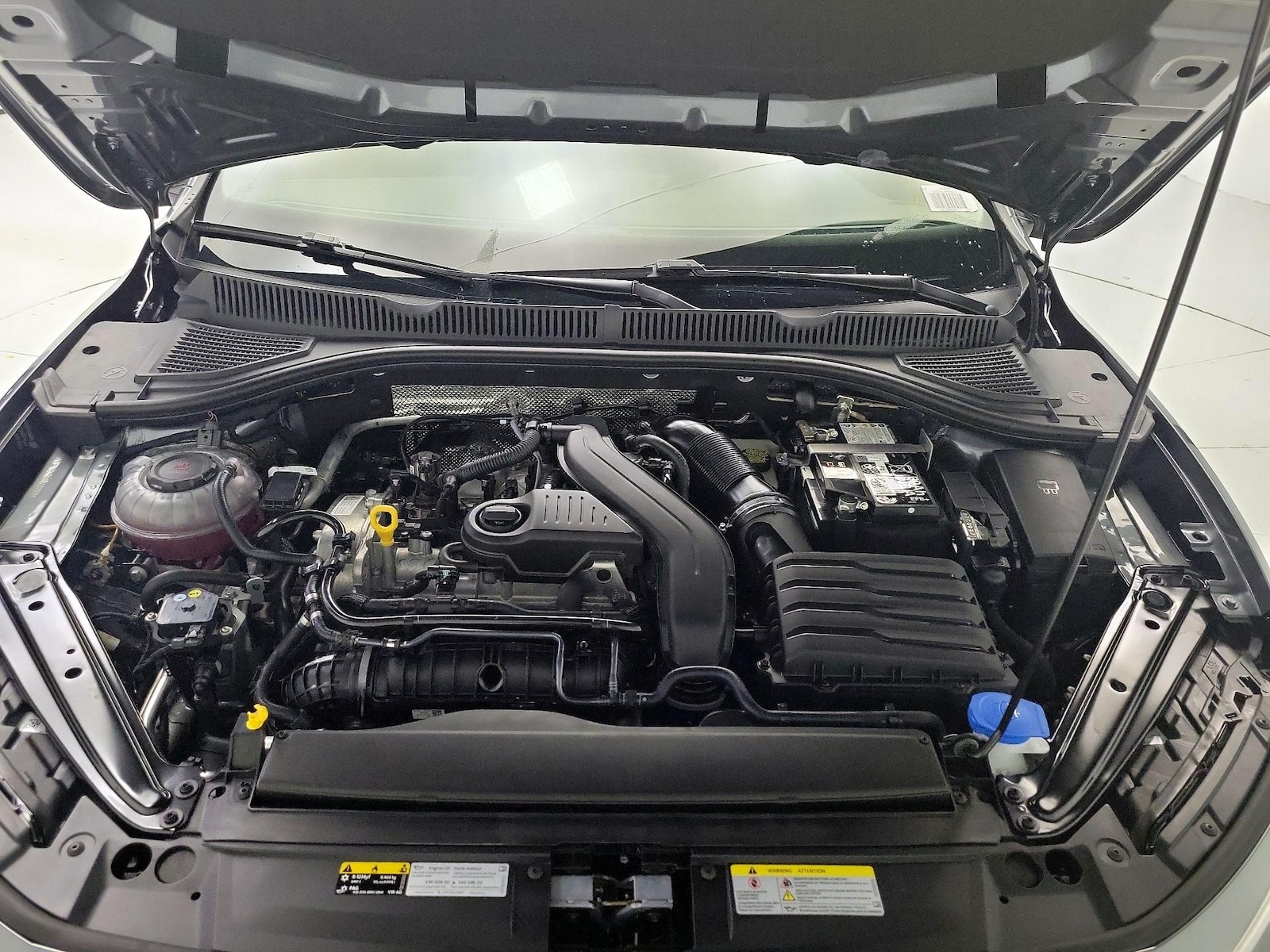 2025 Volkswagen Jetta SE - Photo 23