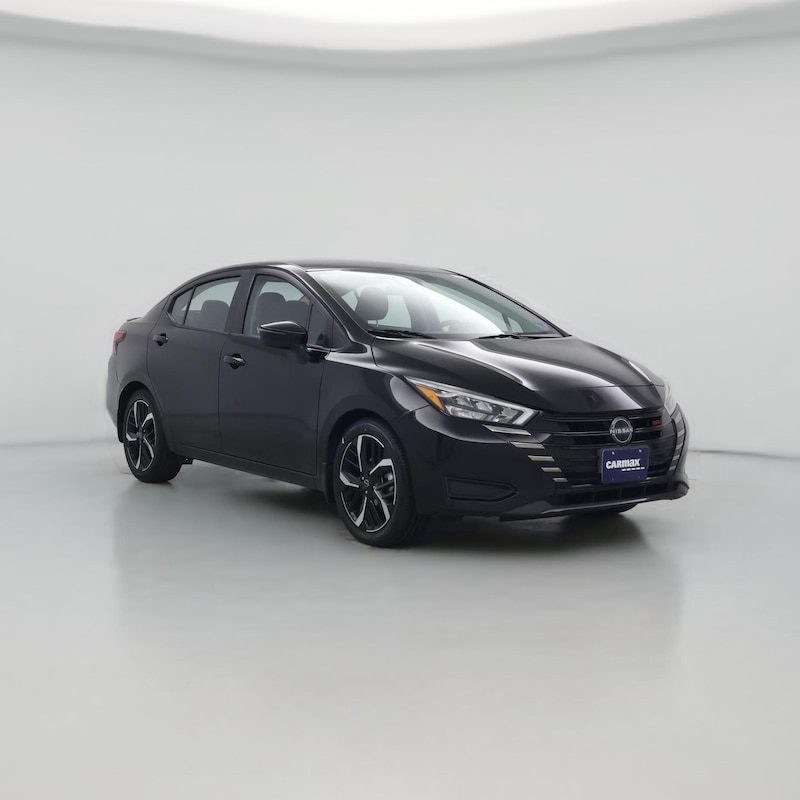 2023 Nissan Versa SR