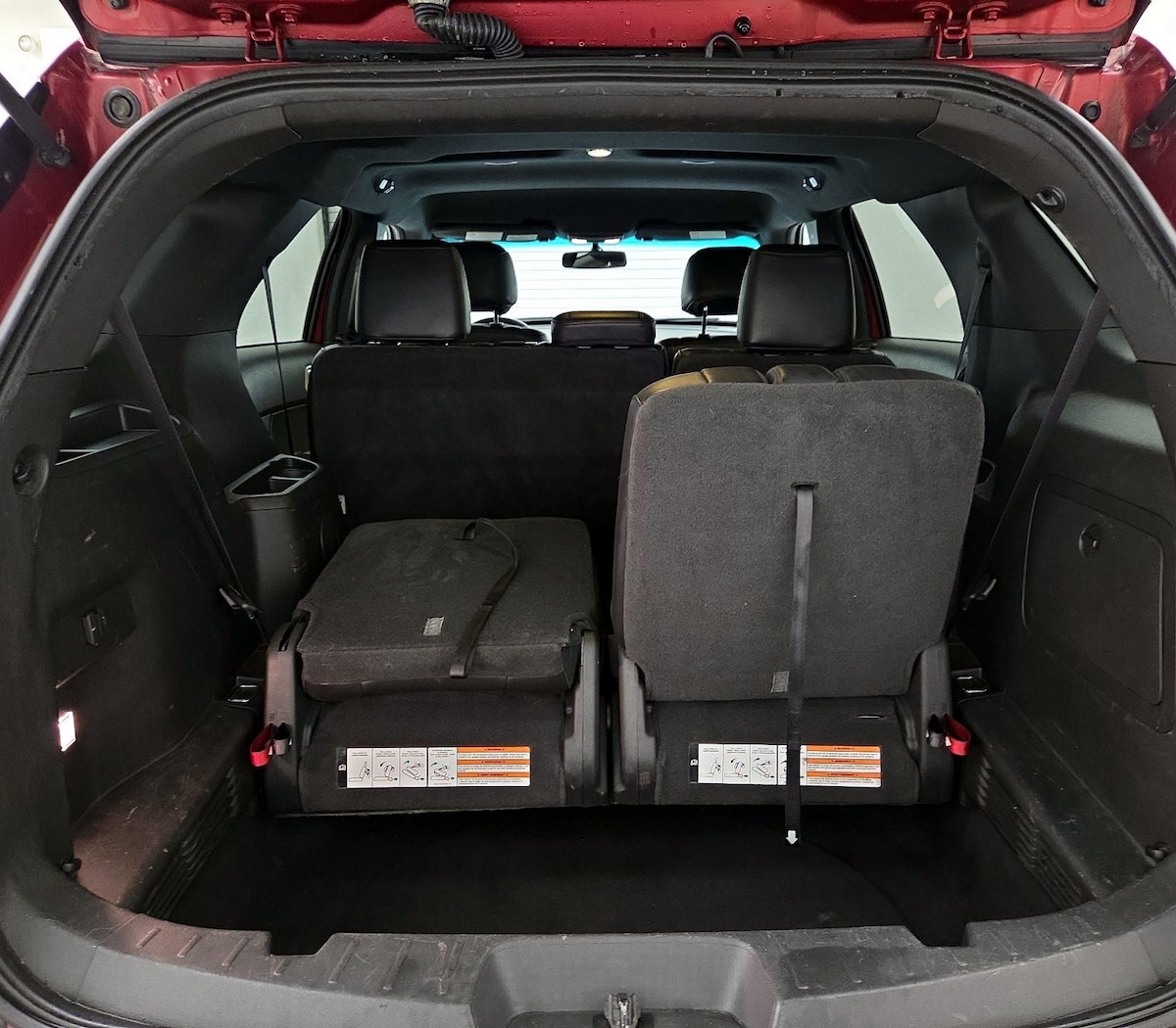 Trunk/Cargo (Seats Up)