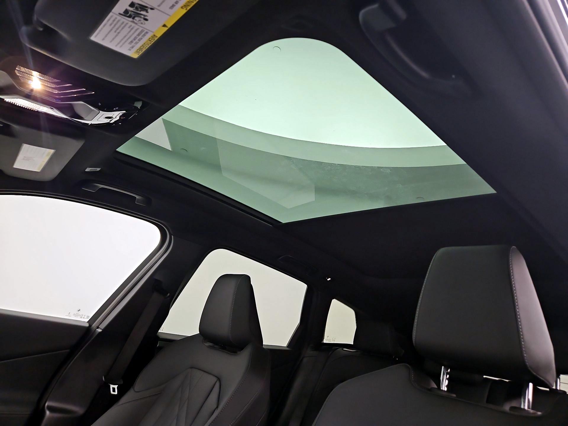 Thumbnail: 2025 BMW X3 - 18