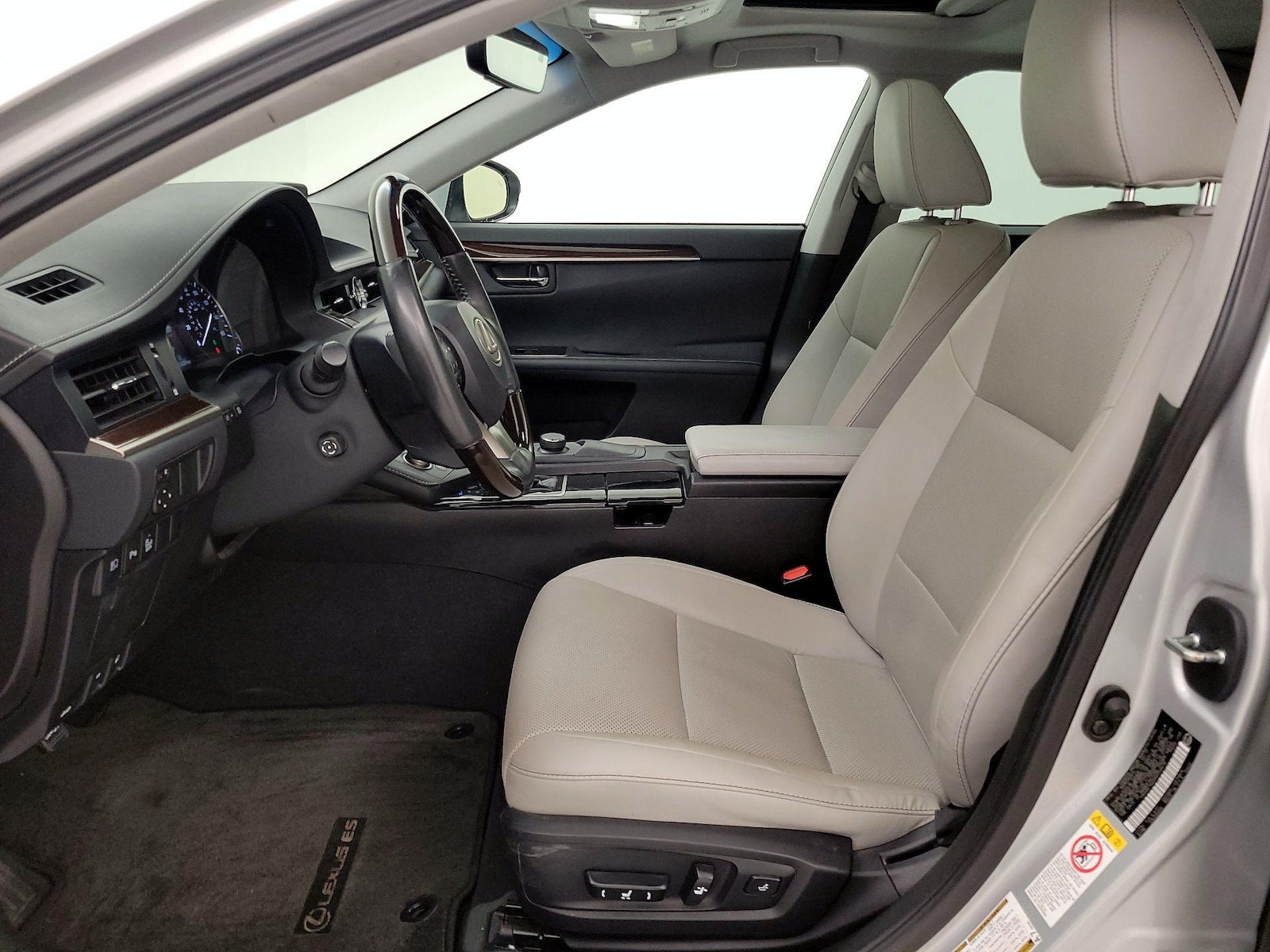 2017 Lexus ES 350 - Photo 12