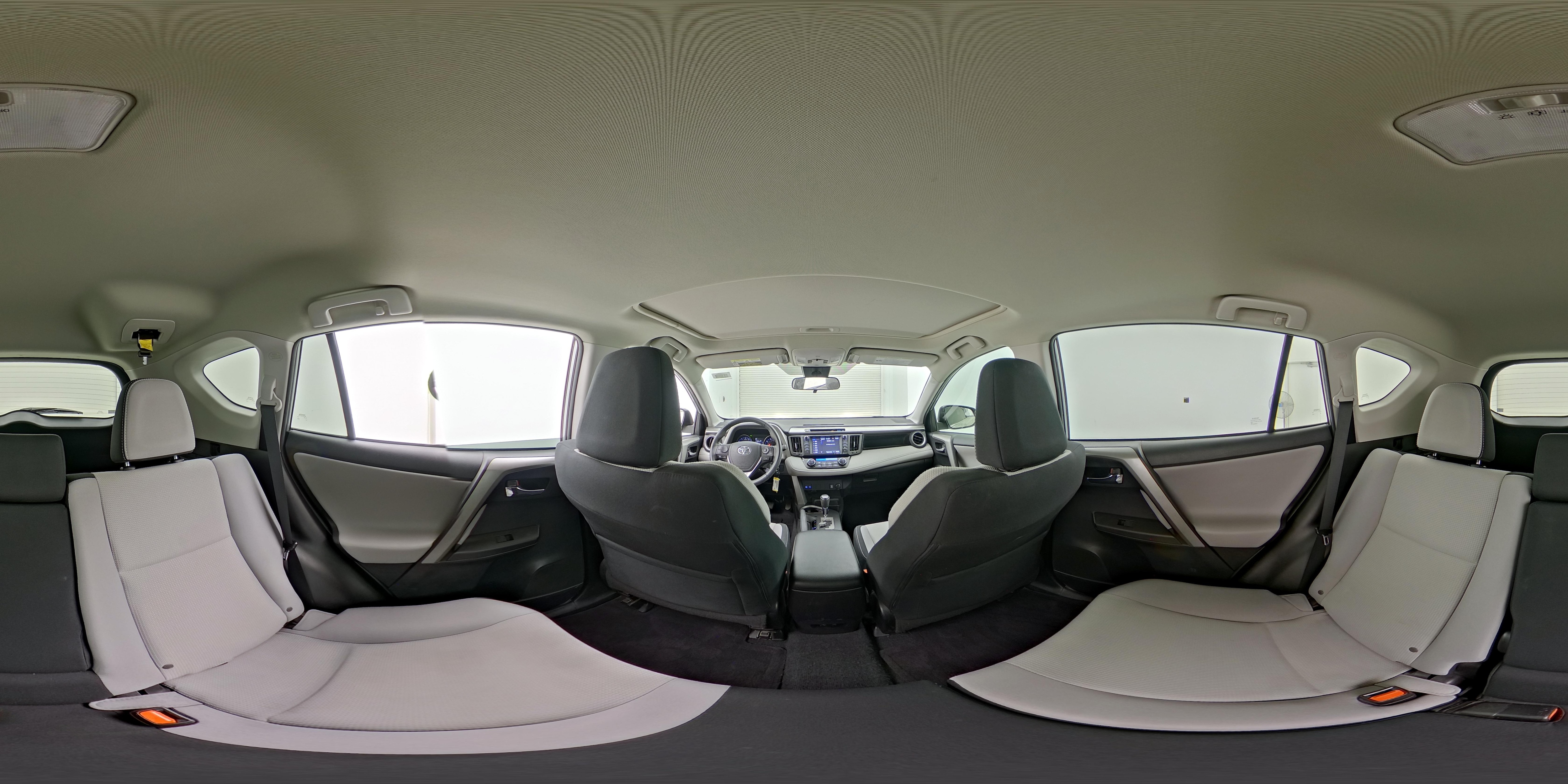 2017 Toyota RAV4 XLE - Photo 27