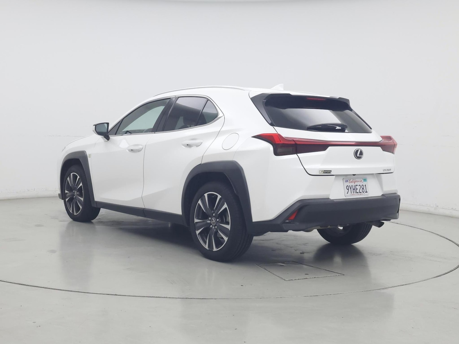 2020 Lexus UX 200 - Photo 3
