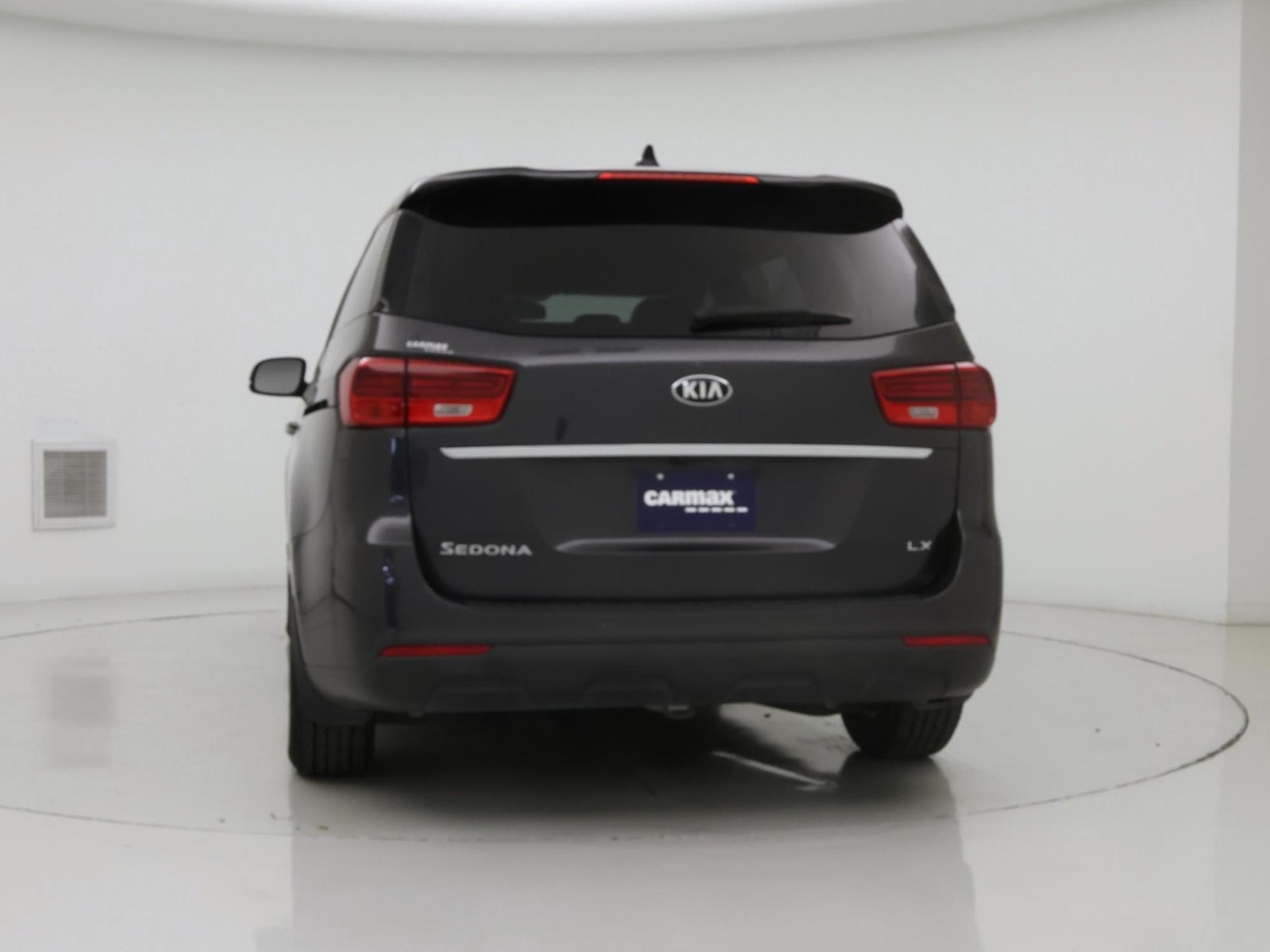 2020 Kia Sedona LX - Photo 7