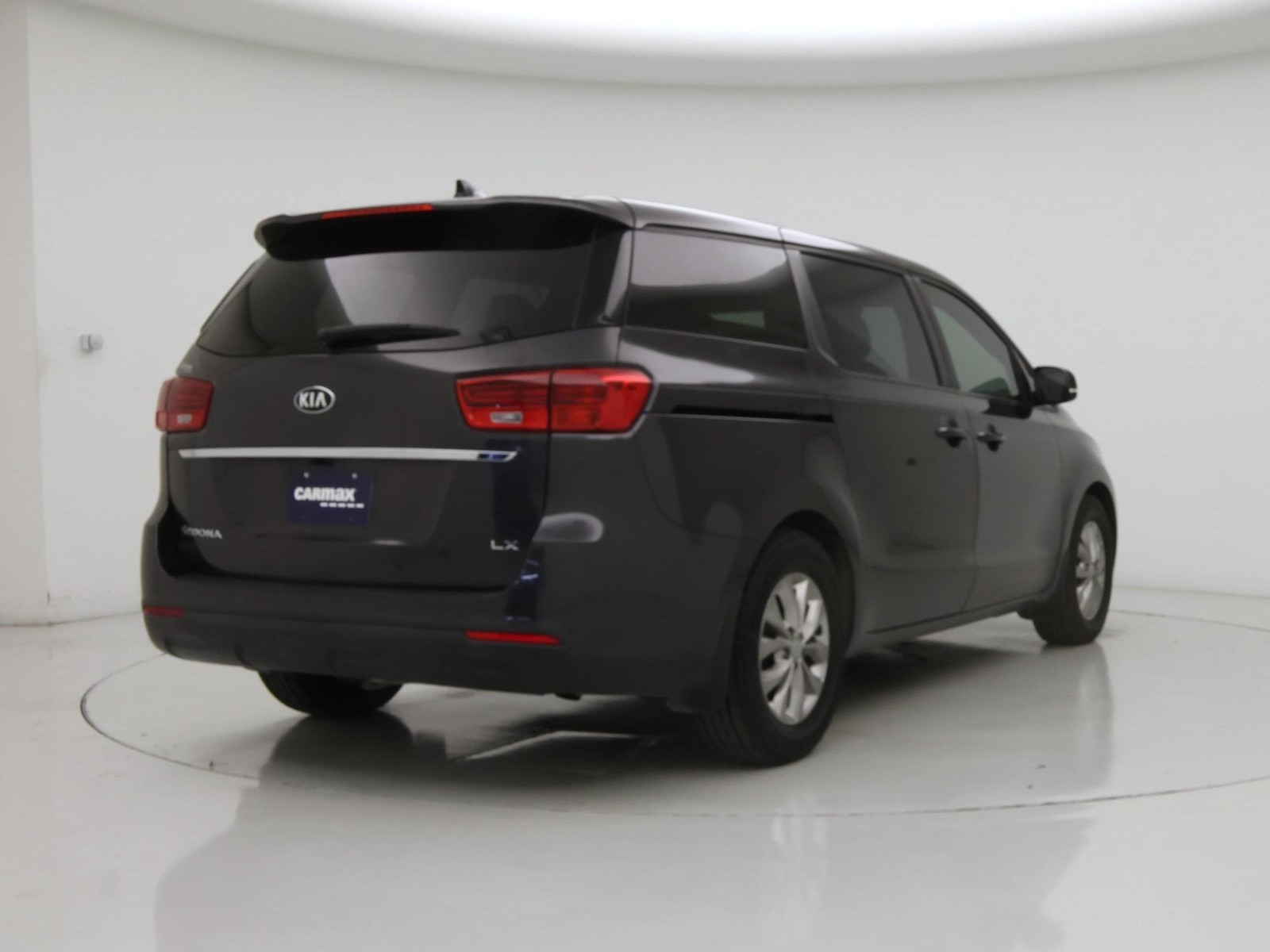 2020 Kia Sedona LX - Photo 9