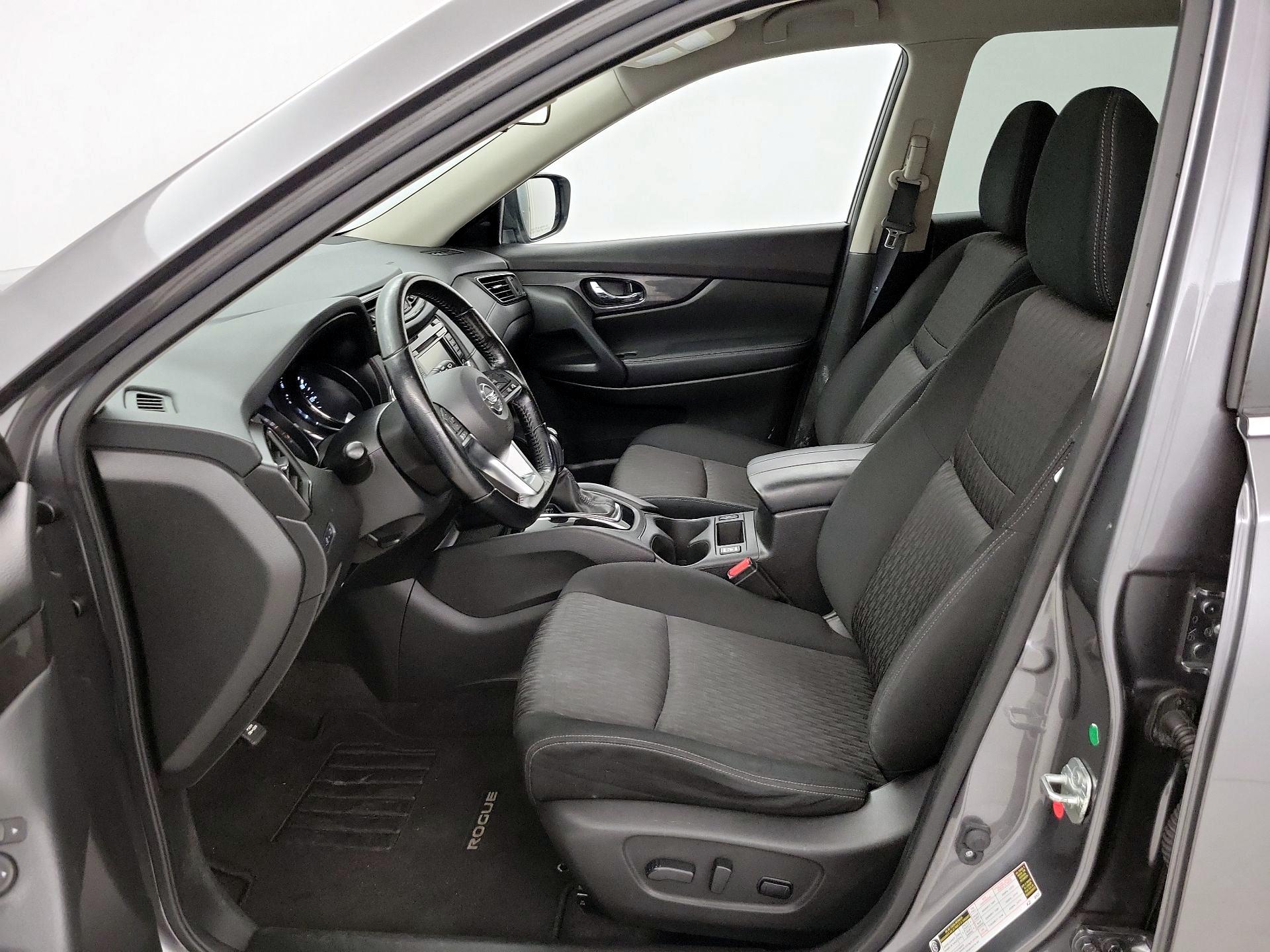 Thumbnail: 2020 Nissan Rogue - 11
